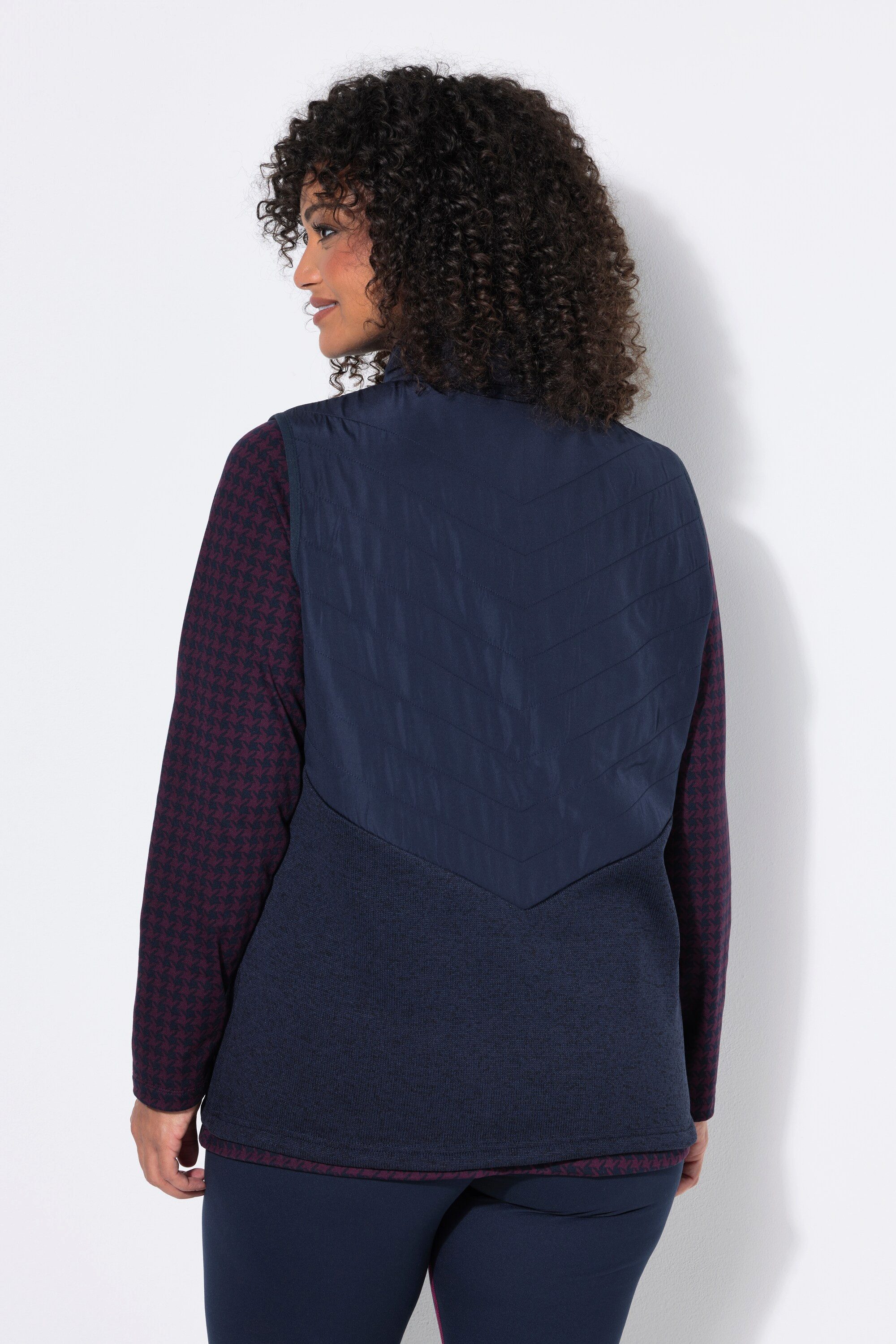 Ulla Popken Steppweste Hybrid-Weste Strickfleece Kapuze Steppeinsatz – Bild 3 von 4