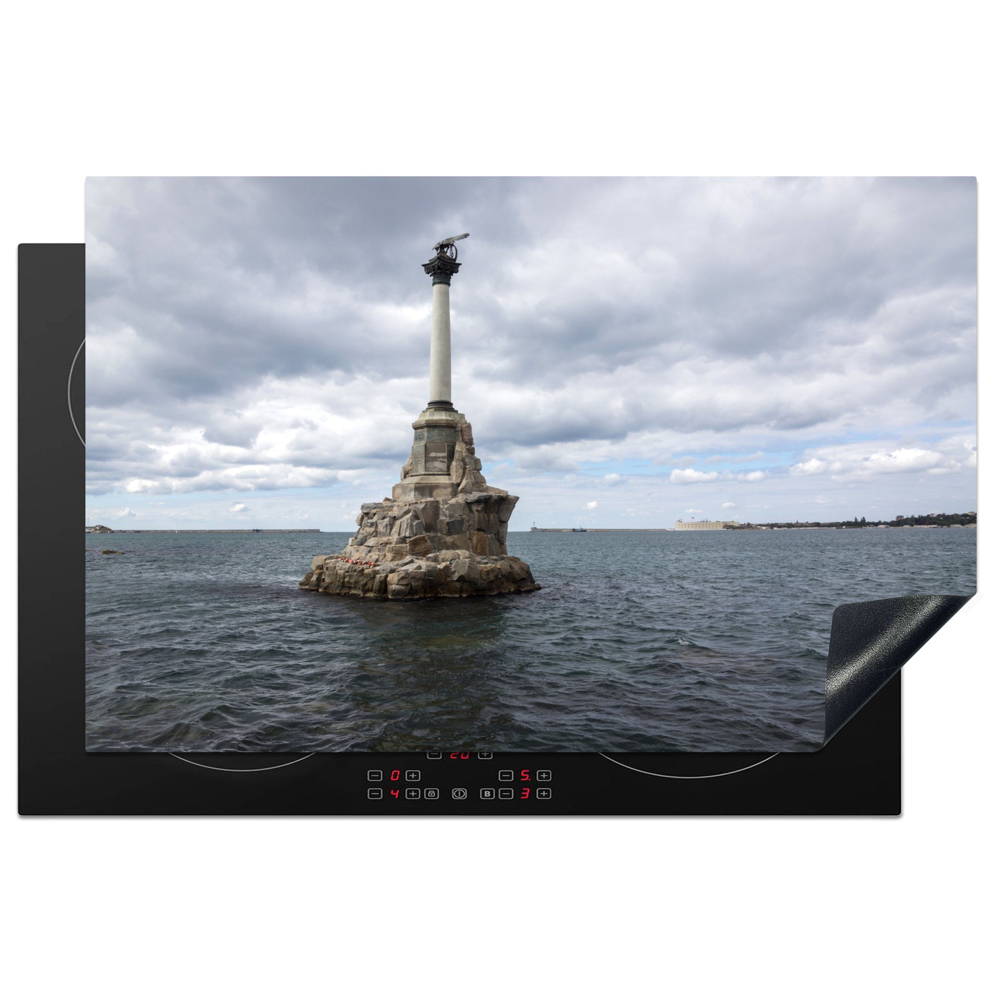 MuchoWow Herdblende-/Abdeckplatte Denkmal für die gesunkenen Schiffe vor der Küste von Sebastopol auf, Vinyl, (1 tlg), 81x52 cm, Induktionskochfeld Schutz für die küche, Ceranfeldabdeckung