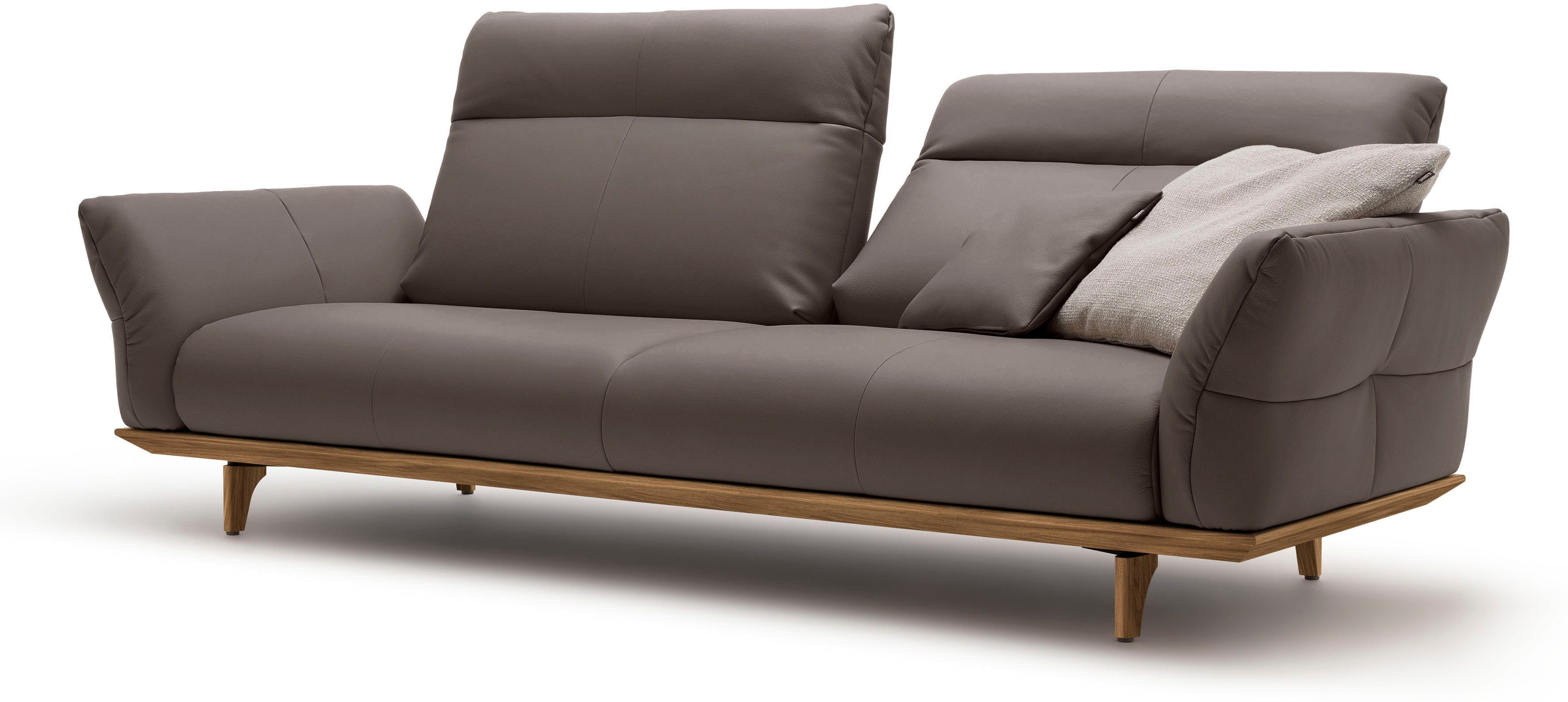 sofa und 3,5-Sitzer in Breite hs.460, Nussbaum, Füße Sockel hülsta cm 228