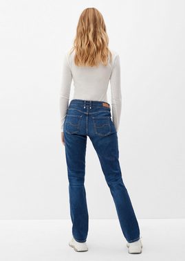 QS 5-Pocket-Jeans Jeans Catie / Slim Fit / Mid Rise / Straight Leg Waschung