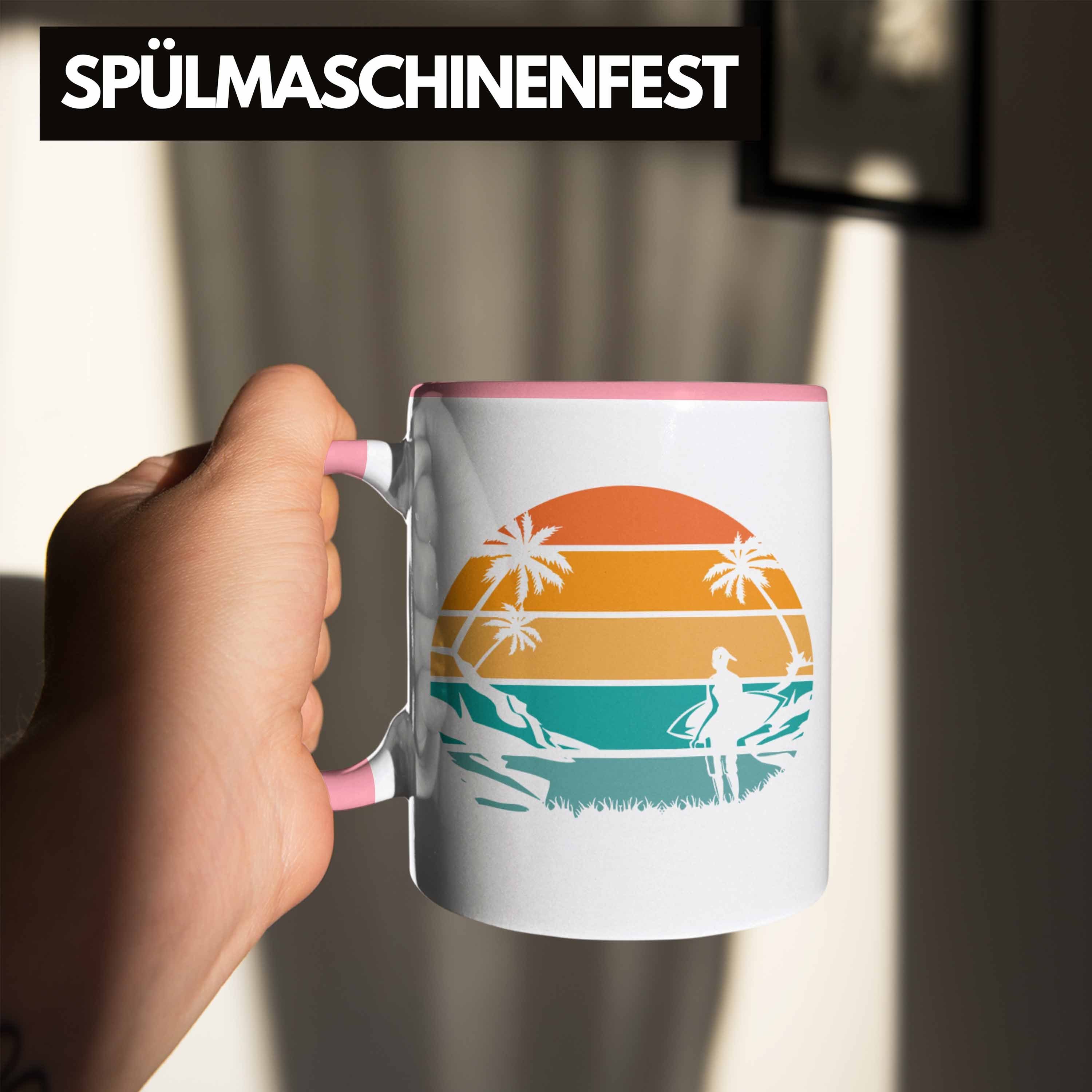 Geschenk Tasse für - Trendation Rosa Retro Surfer Geschenkidee Surfer Trendation Surfing Look Tasse Geburtstag