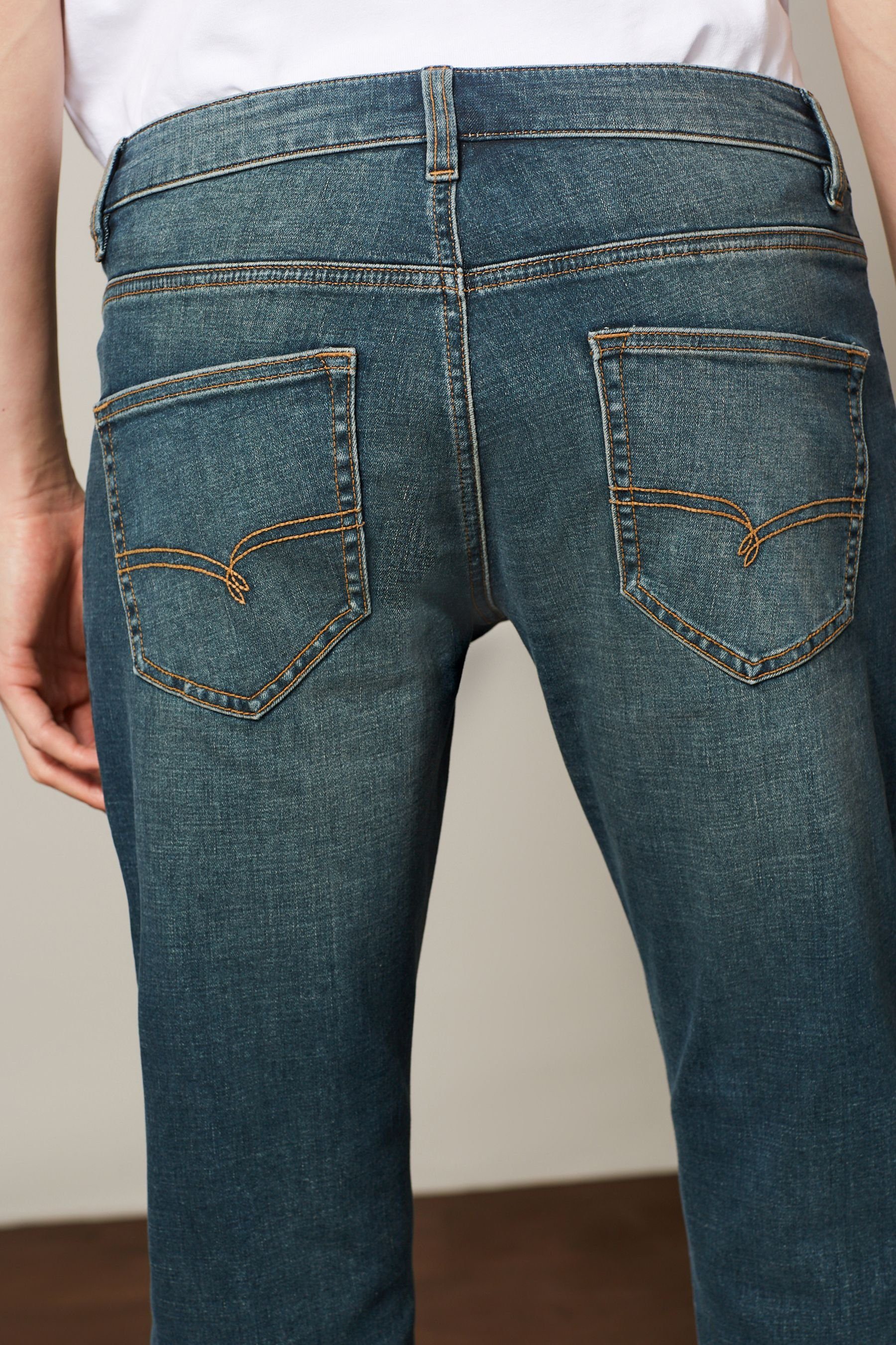 Next Slim-fit-Jeans Tint Jeans Slim Blue Vintage - (1-tlg) Motionflex