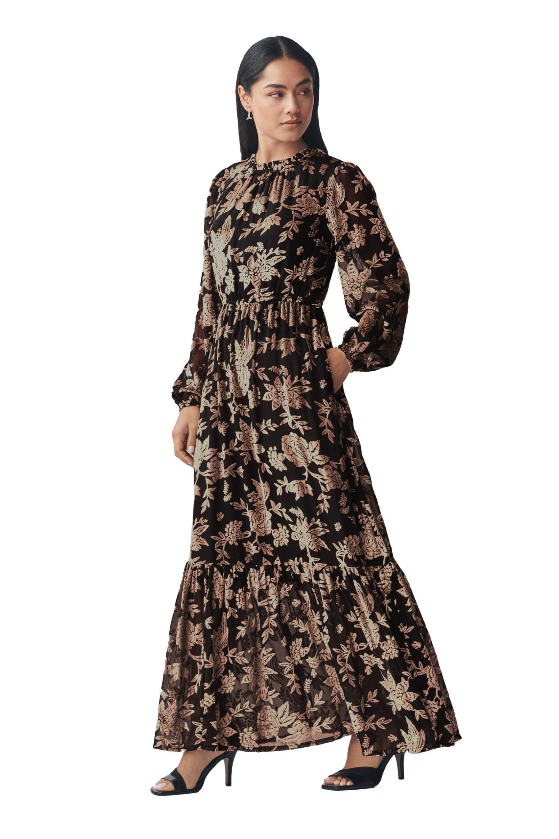 LAURA ASHLEY Samtkleid Laura Ashley Devore Samt-Maxikleid (1-tlg)