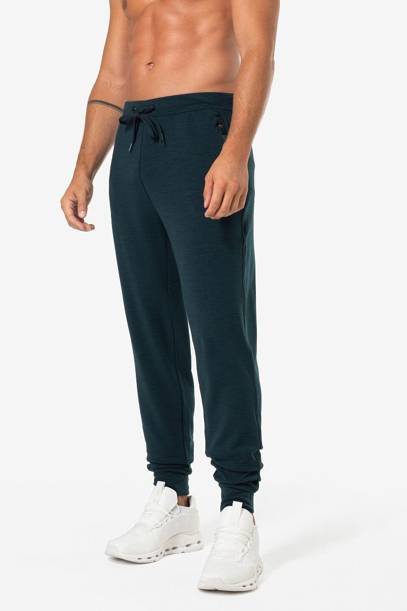 SUPER.NATURAL Jogginghose Merino Hose M EVERYDAY SWEATPANTS bequemer Merino-Materialmix Blueberry