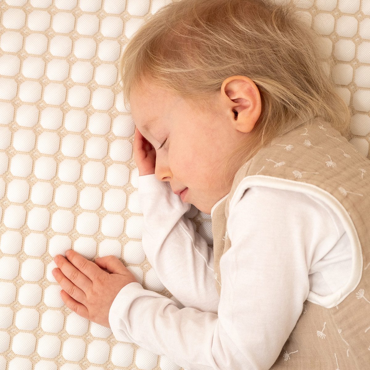 Ehrenkind Babyschlafsack Sommer 0.5 TOG aus Musselin, Premium Schlafsack mit Füßen (100 % Bio-Musselin, ohne Wattierung, leicht & atmungsaktiv, Beige Pusteblume – Bild 4 von 5