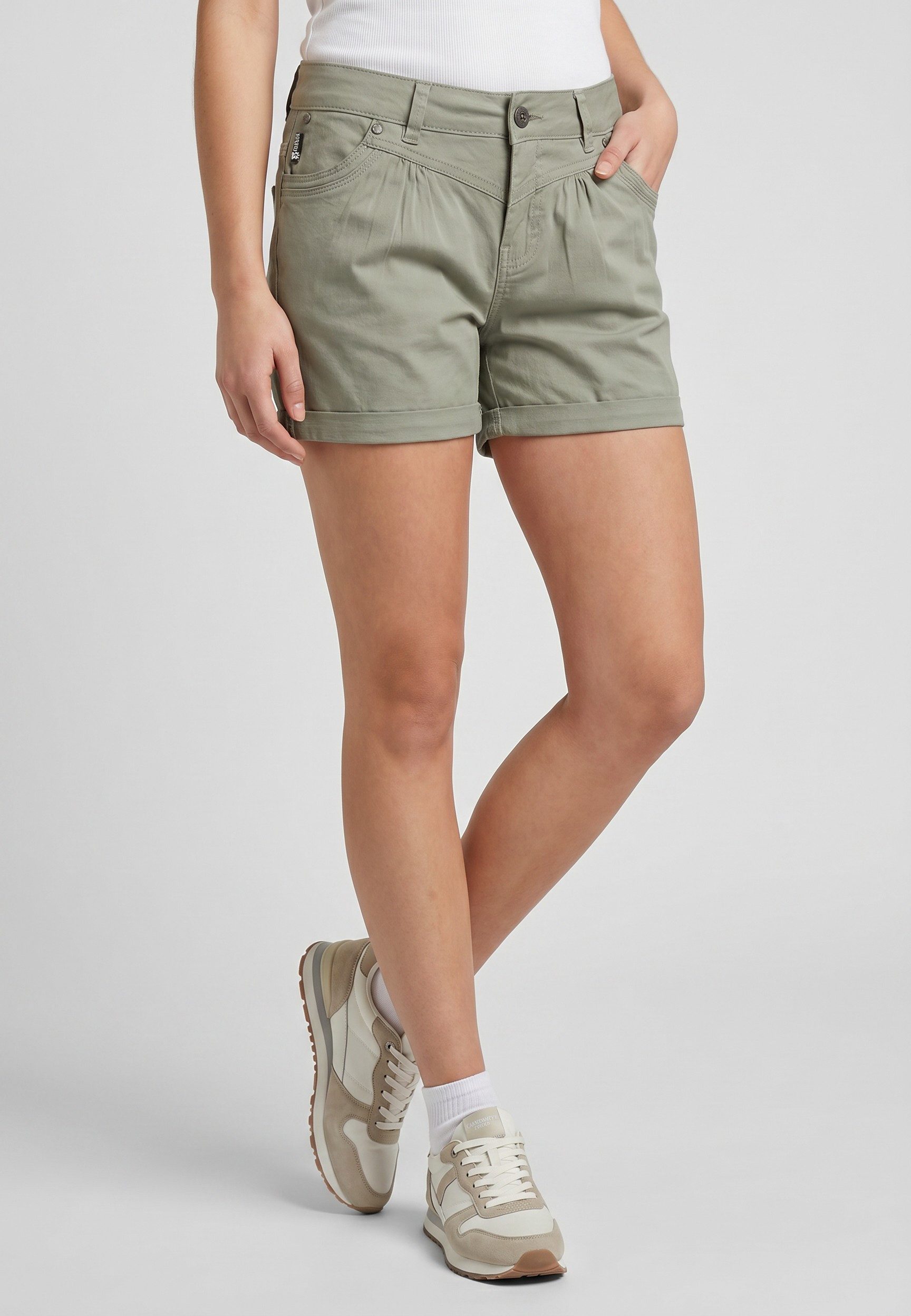 Urban Surface Chinoshorts Damen Stretch-Shorts Chino-Style Bundfalten, stretchy, Aufschlag am Bein