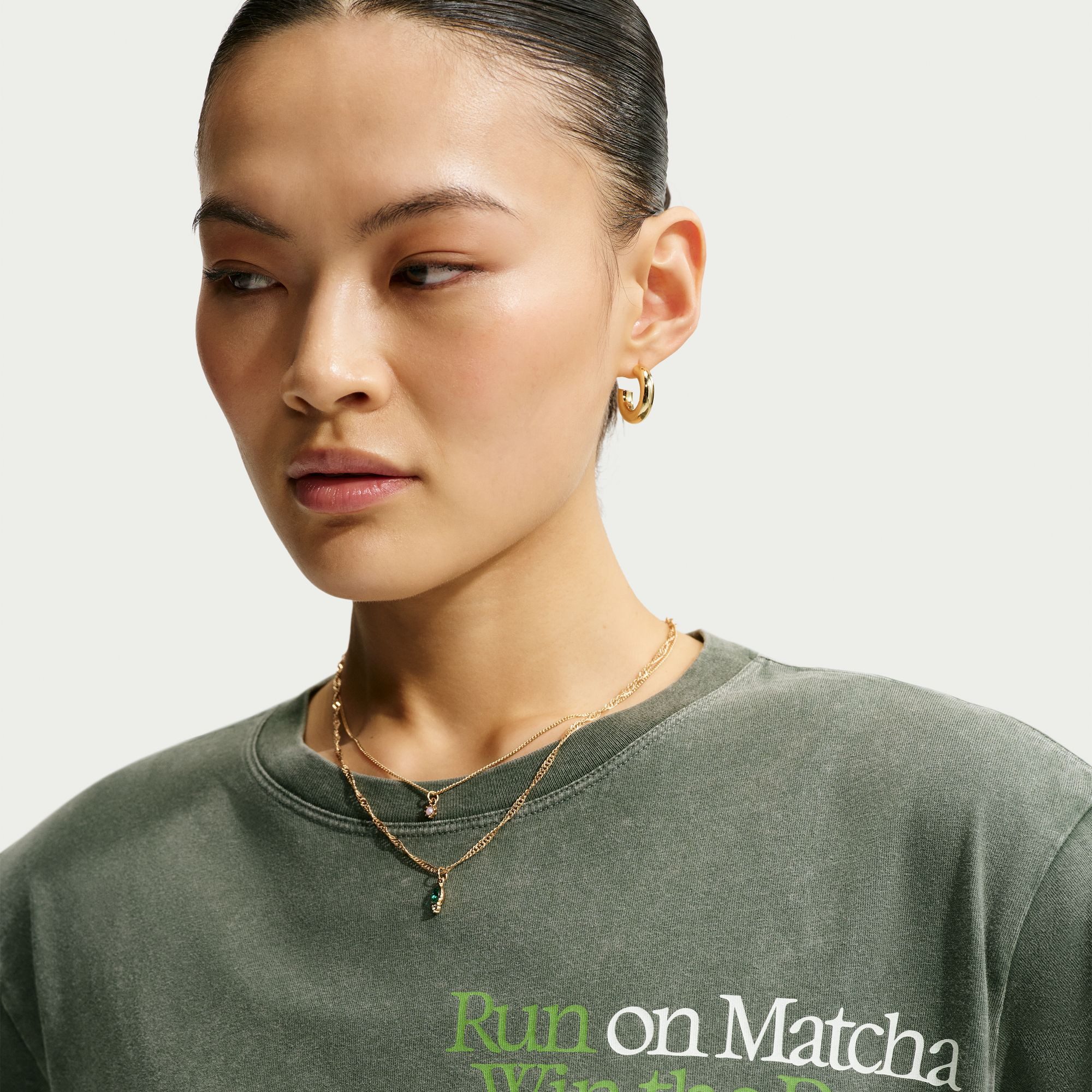 Nike Sportswear T-Shirt Nike Sportswear Women's T-Shirt mit Rundhalsausschnitt, in normaler Länge