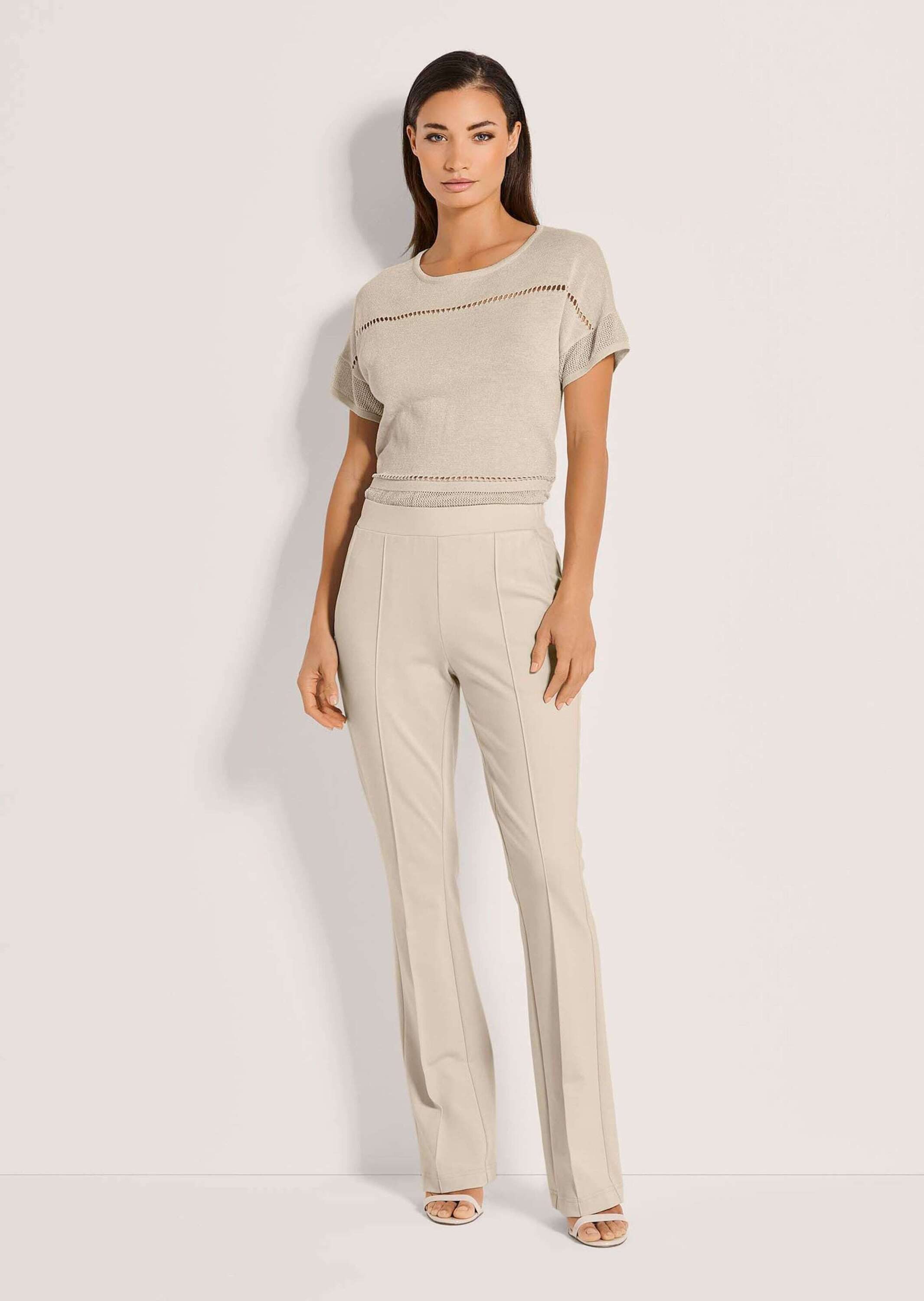 MADELEINE Schlupfhose Schlupfhose mit ausgestelltem Bein Gestreiftes Design mit eleganter Linienführung
