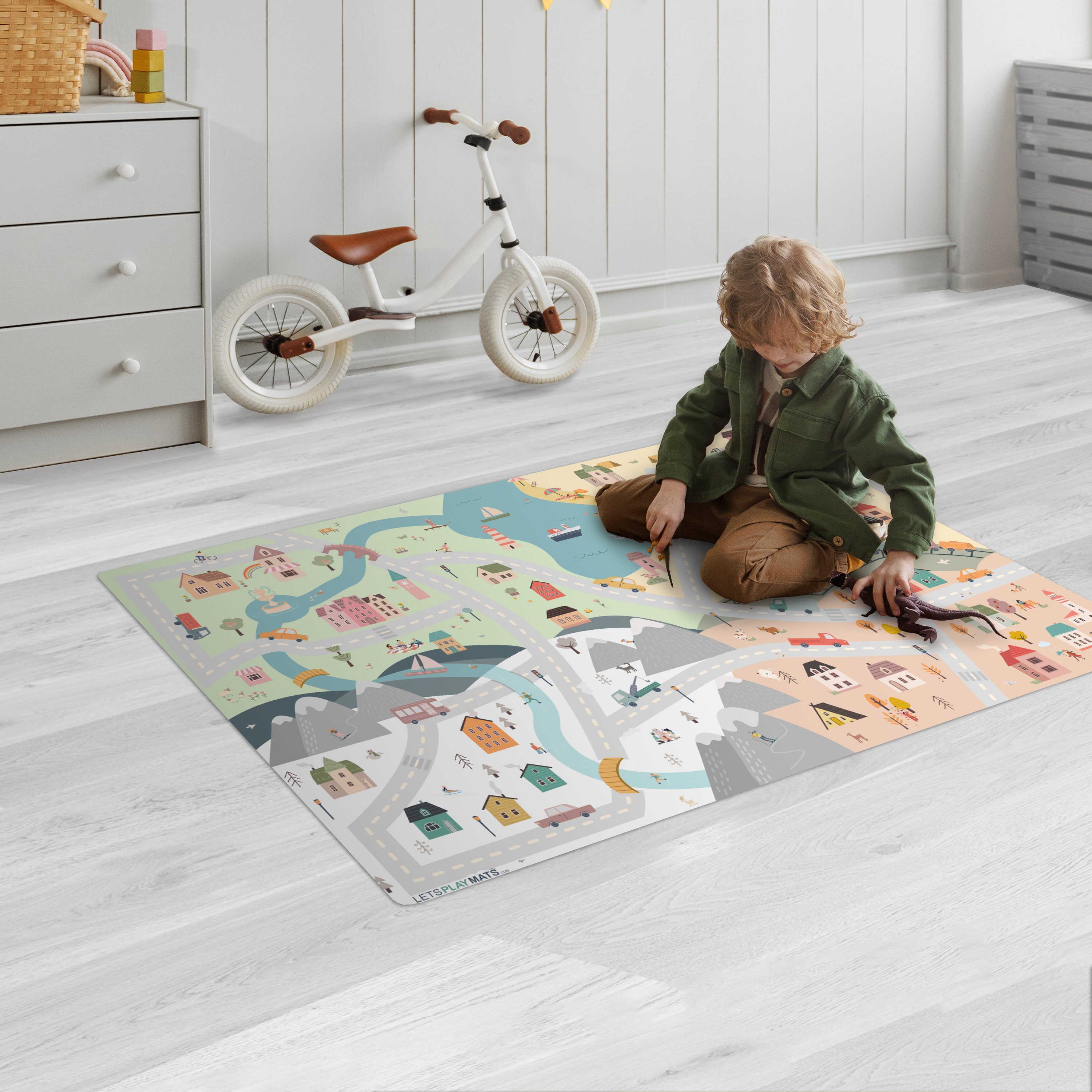 LetsPlaymats Spielmatte Jahreszeiten - Stadt - Häuser - Straße - Kinder - Auto, Krabbeldecke, Jungen, Mädchen, Babymatte, Spielunterlage, 105x70 cm – Bild 5 von 5