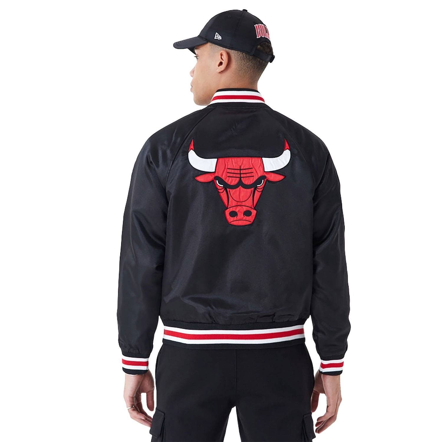 New Era Collegejacke Jacke New Era NBA Applique Satin Chicago Bulls günstig online kaufen
