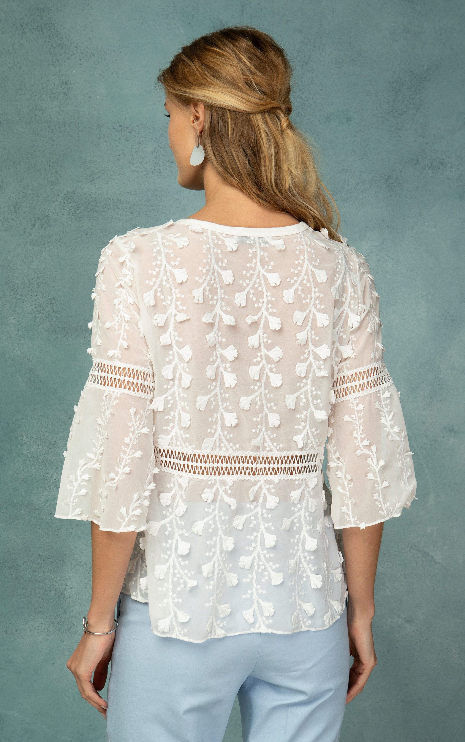 Passioni Tunika mit Blumenstickerei und Spitzendetails im Boho-Stil günstig online kaufen