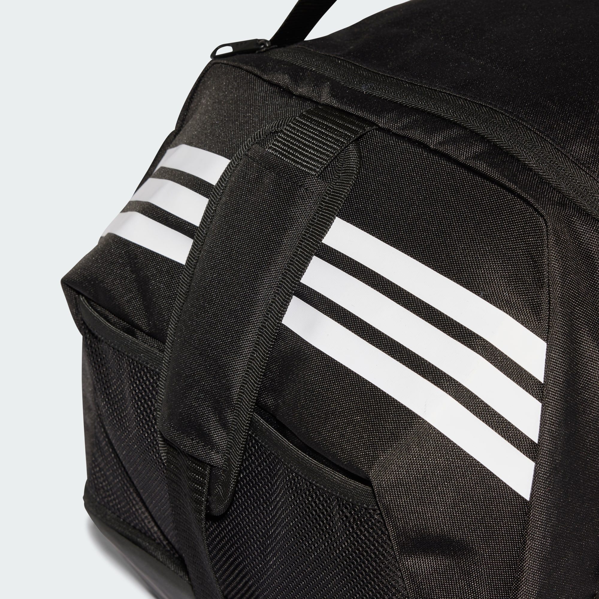 adidas Performance Reisetasche TIRO MEDIUM DUFFELBAG MIT BODENFACH (1-tlg)