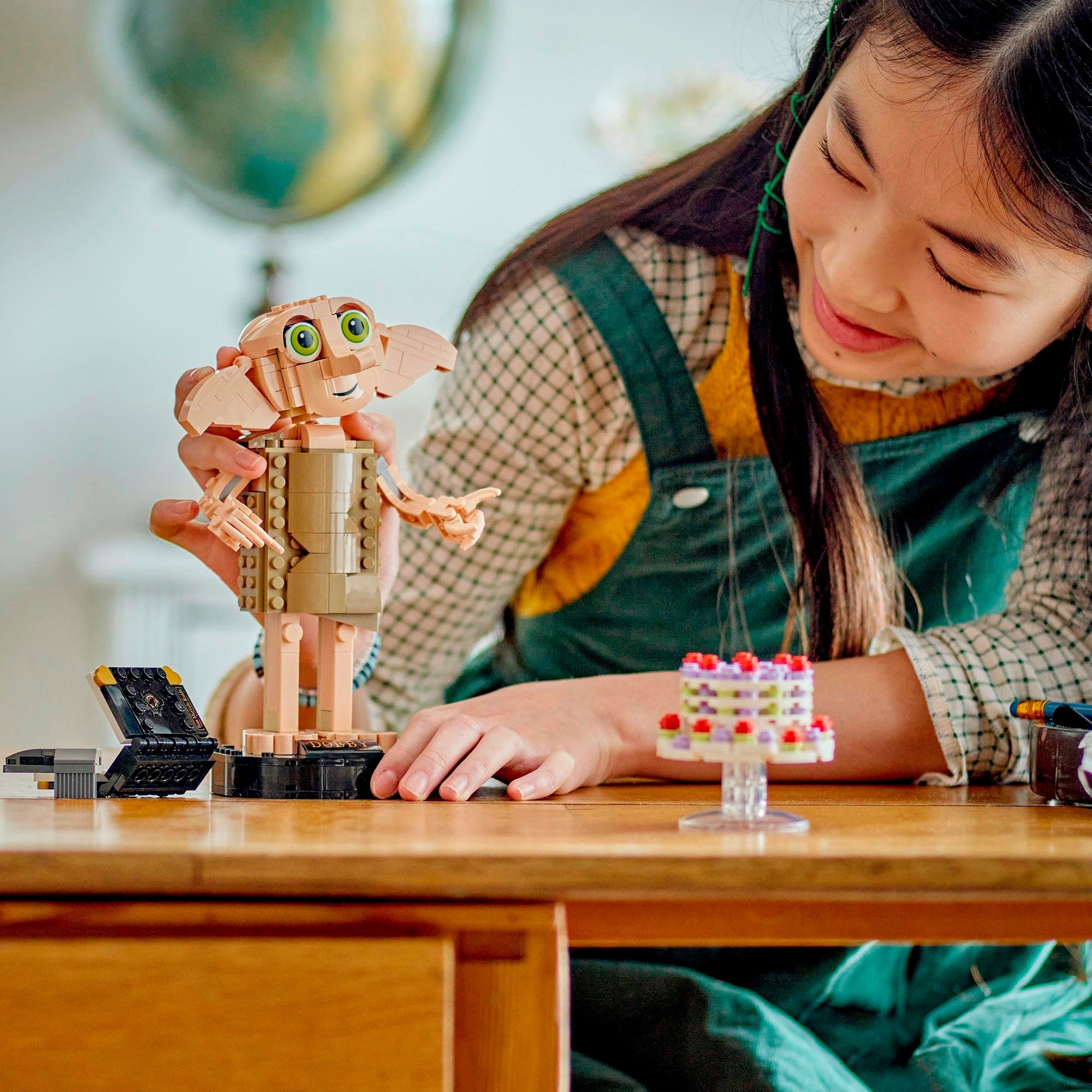 LEGO® Dobby™ der Hauself (76421), LEGO® Harry Potter™ Konstruktionsspielste günstig online kaufen