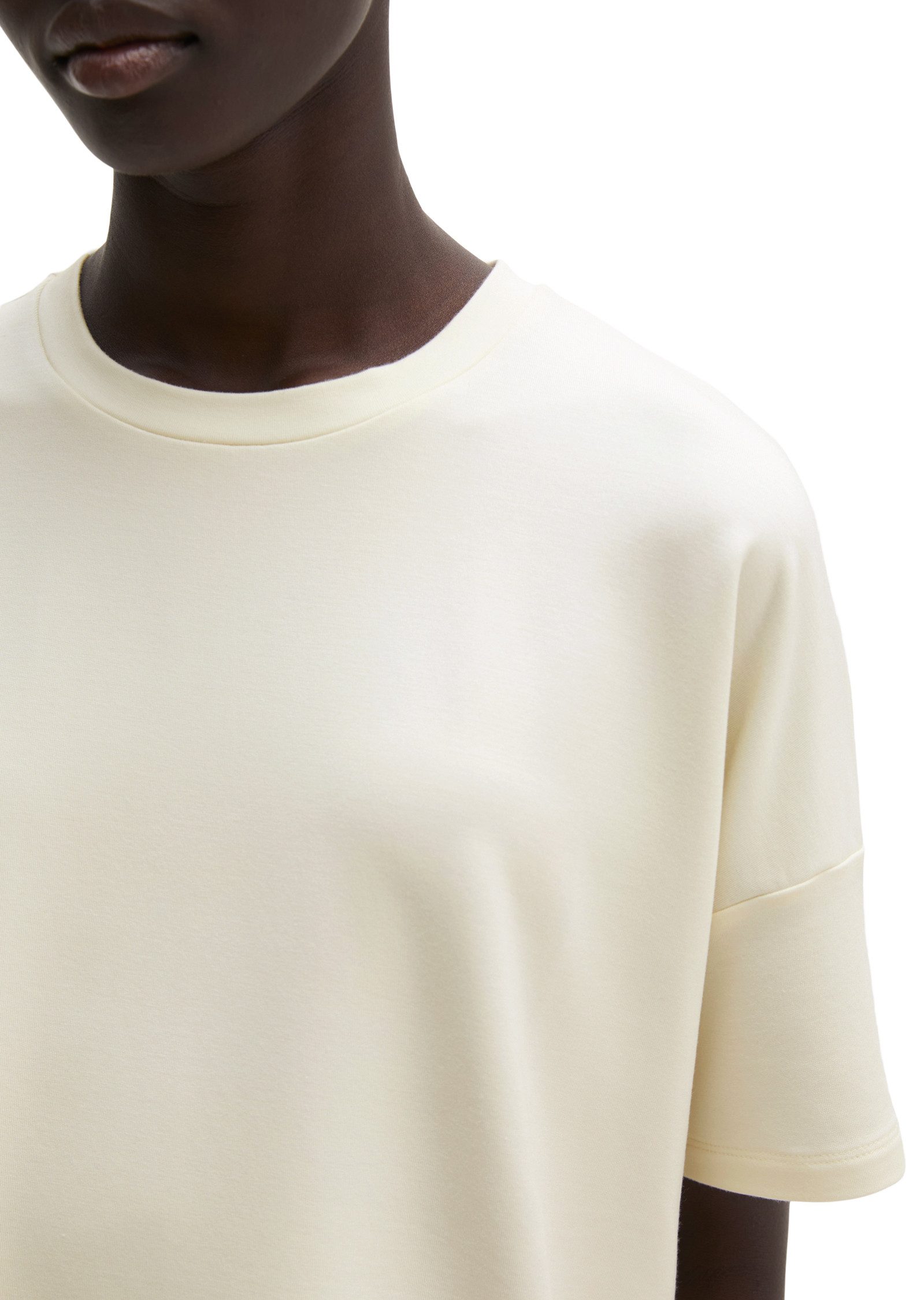 Marc O'Polo T-Shirt aus TENCEL™ Modal – Bild 2 von 3