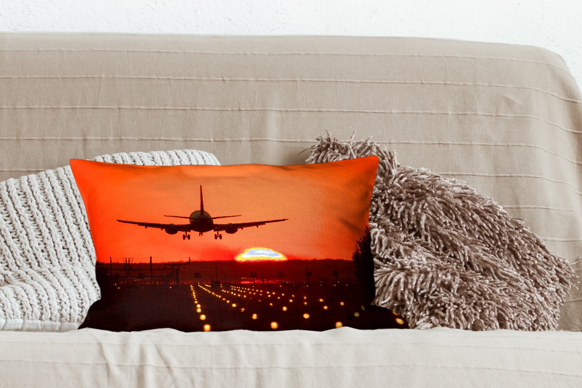 Dekokissen Orange Sonnenuntergang mit - Wohzimmer MuchoWow - Füllung, Dekokissen Flugzeug Zierkissen, Dekoration, Schlafzimmer - Sonne,