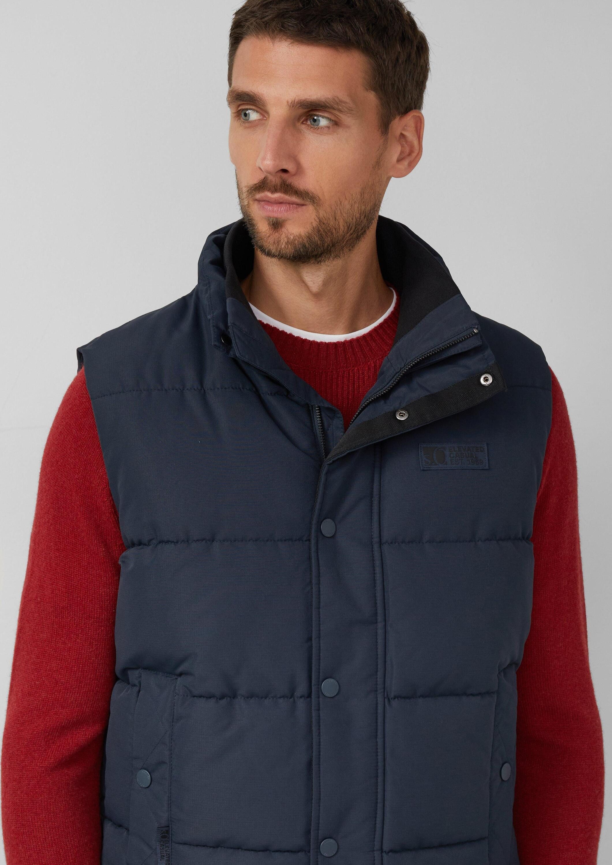 s.Oliver Outdoorjacke Outdoor-Weste Sportive Steppweste mit Logo-Details