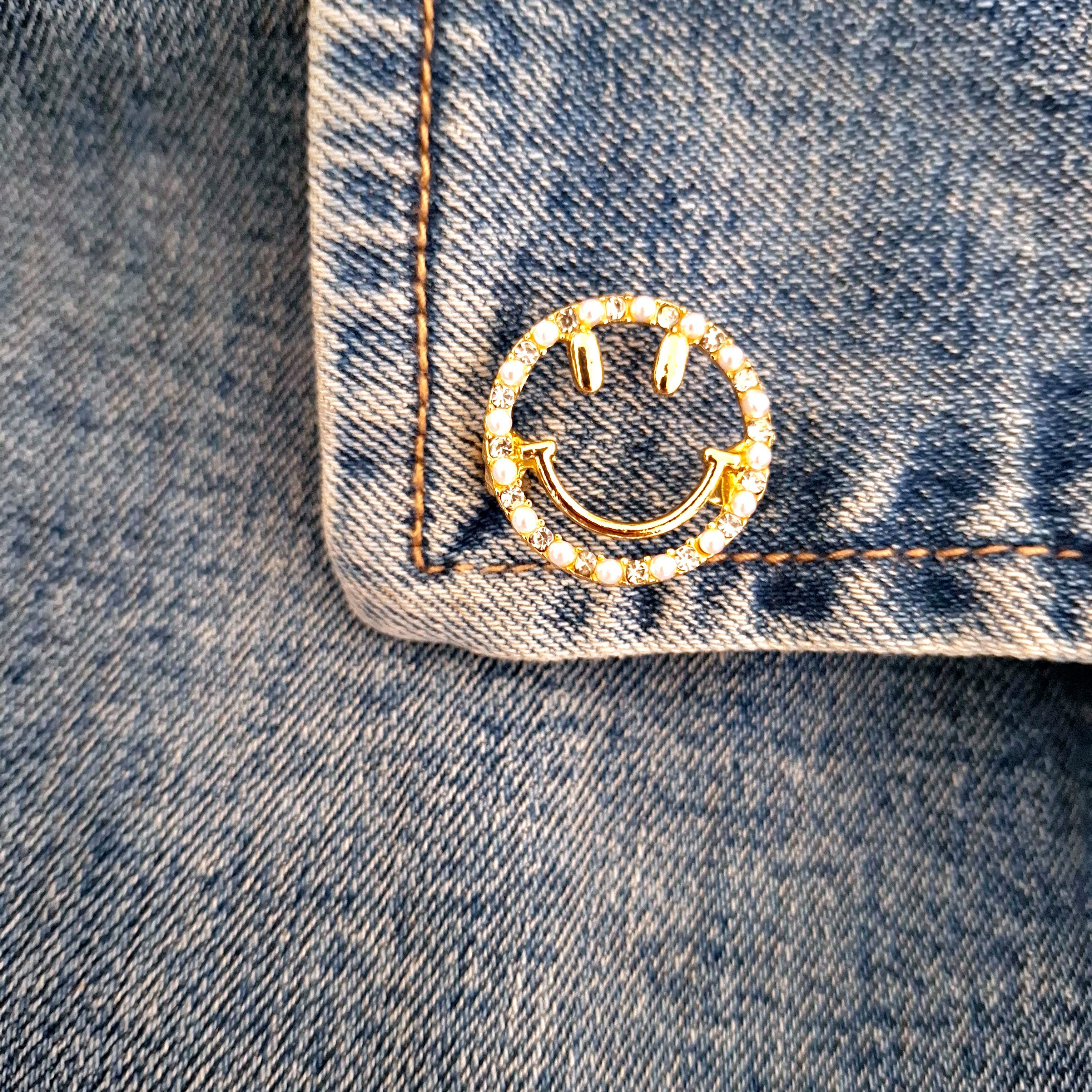 meytrade Brosche Pin Anstecker, Mode Trend 2026, Statement Smile Face, Smiley (1-tlg), Statement Smiley für dein individuellen Look