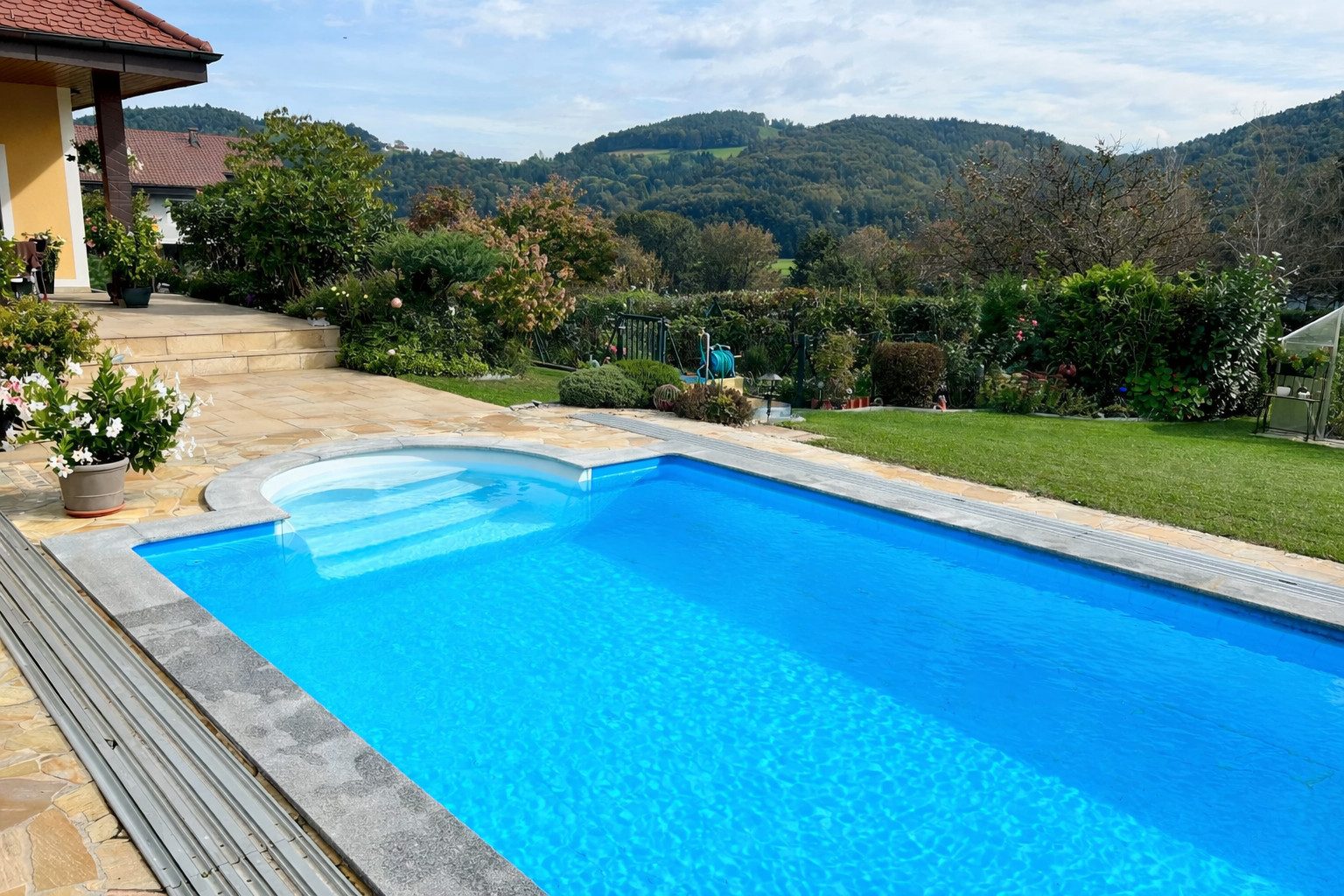 KWAD Schwimmbecken STYROPOR®STEIN POOL ALL INCLUSIVE, BxLxH: 300x600x150 cm (Set), mit Römertreppe, inkl. Beckenrandsteine & Poolbeleuchtung
