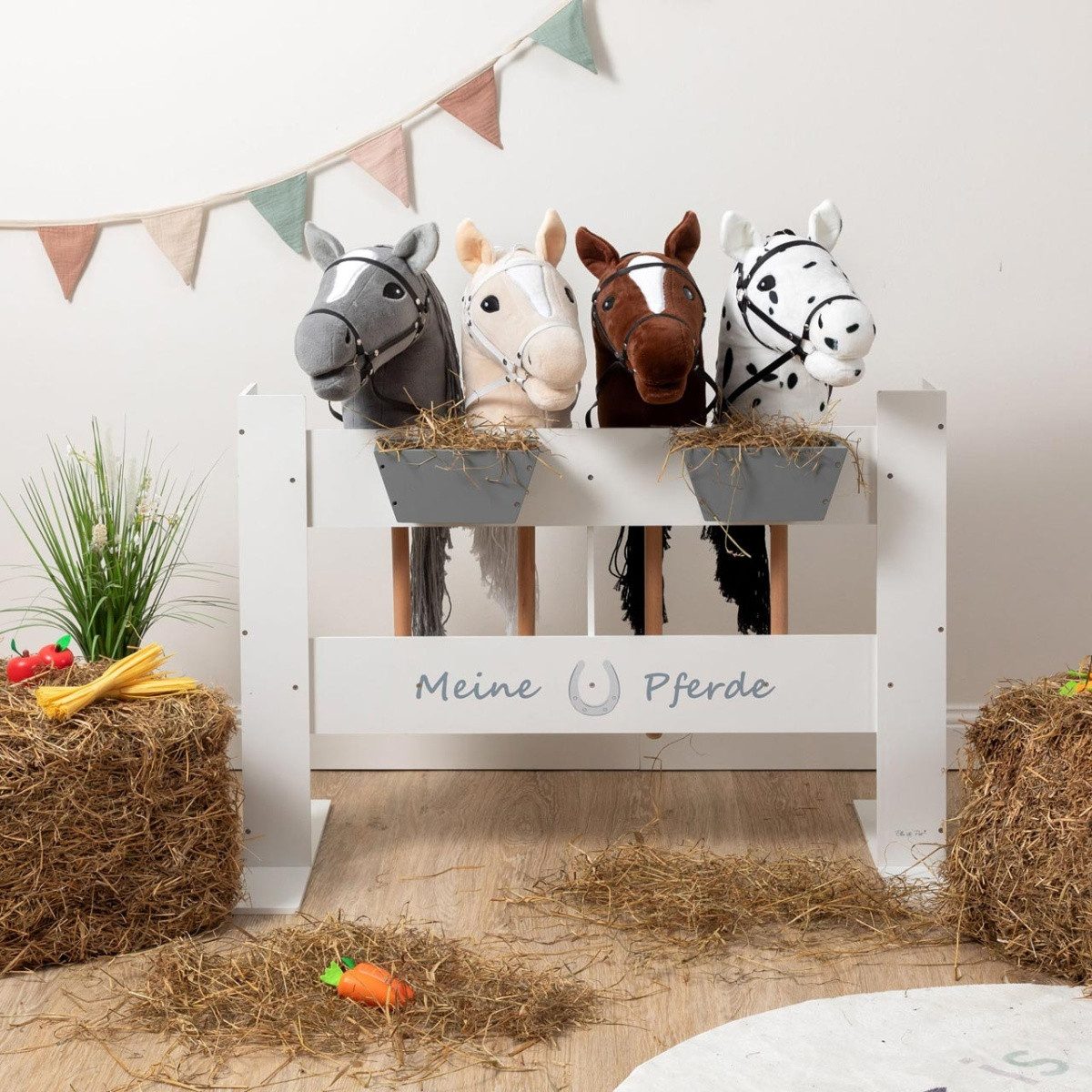 ELLA & PIET® Steckenpferd Hobby Horse Ständer FENCY aus Holz für 4 Pferde (Weiß)
