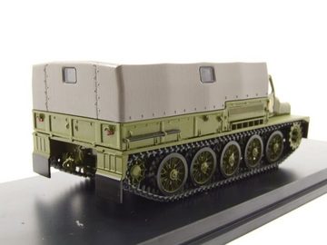 Premium ClassiXXs Modellauto ATS-59 Raupenschlepper NVA Militär olivgrün Modellauto 1:43 Premium, Maßstab 1:43