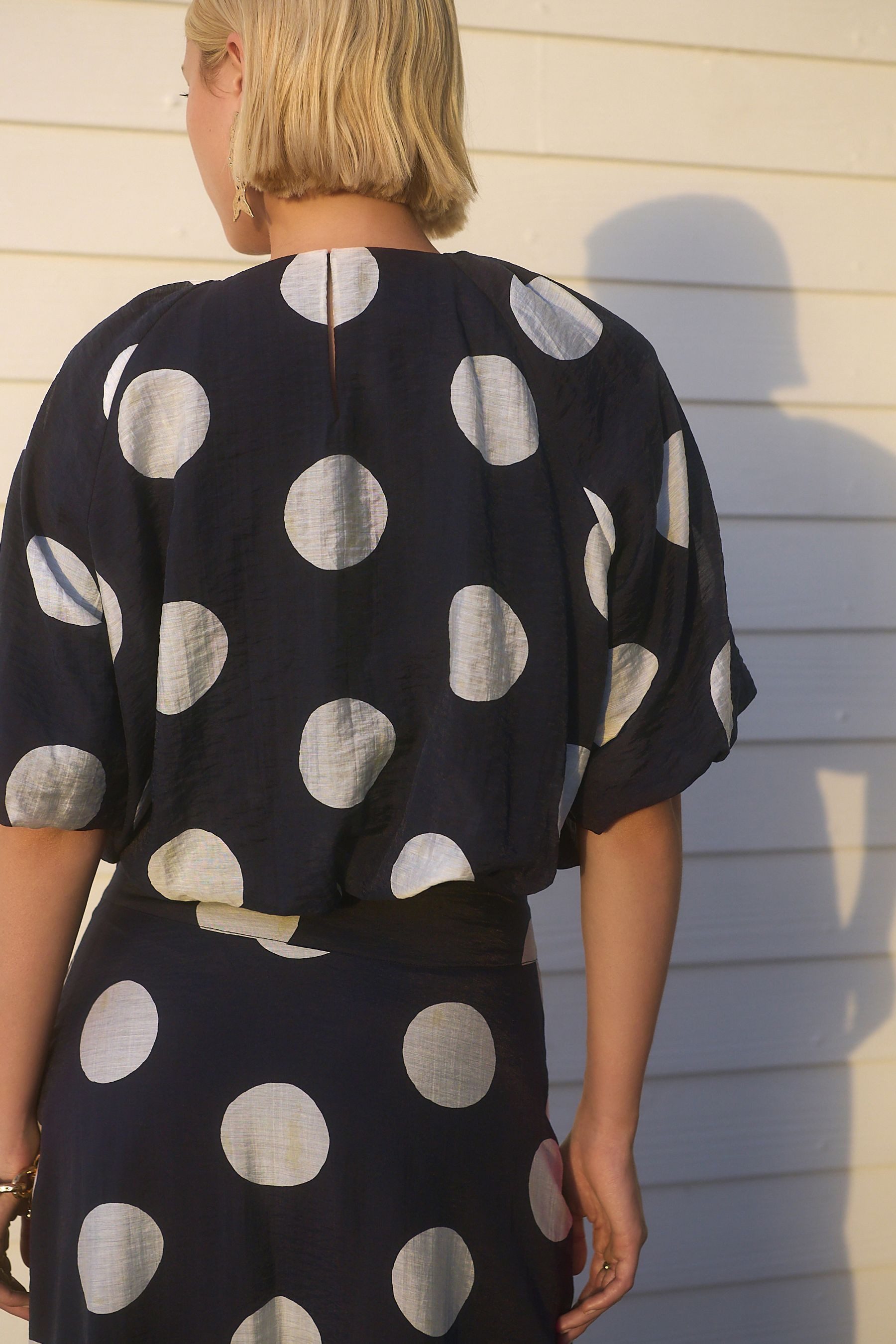 Next Shirtbluse Leichtes Oberteil mit Puffärmeln günstig online kaufen