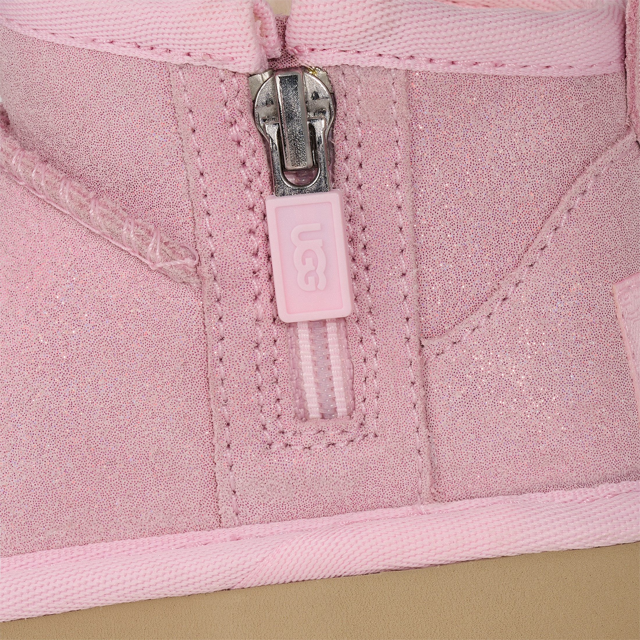 UGG Classic Ultra Mini Dazzle Schlupfboots Winterboots, Schlupboots mit Glitzer