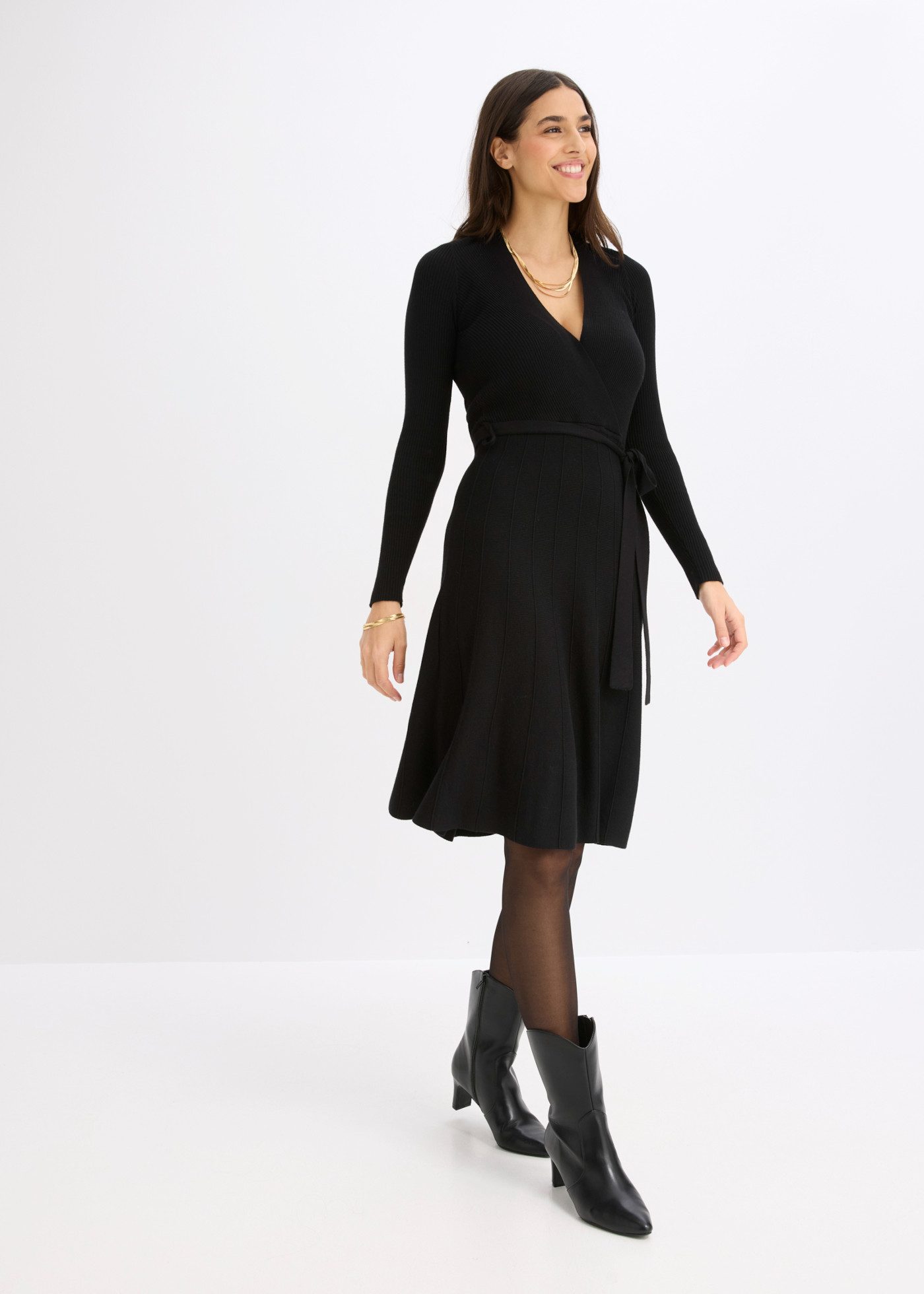 bonprix Strickkleid mit Gürtel, ausgestellte Passform