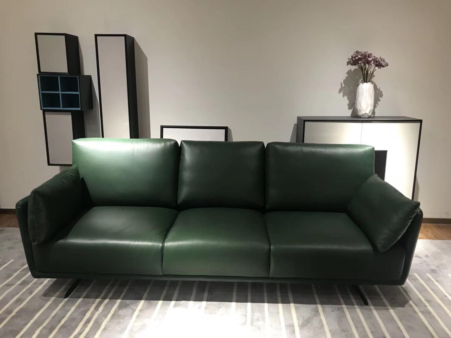 Xlmoebel 3-Sitzer Modernes grünes Polstersofa mit zeitgemäßem Design, Hergestellt in Europa