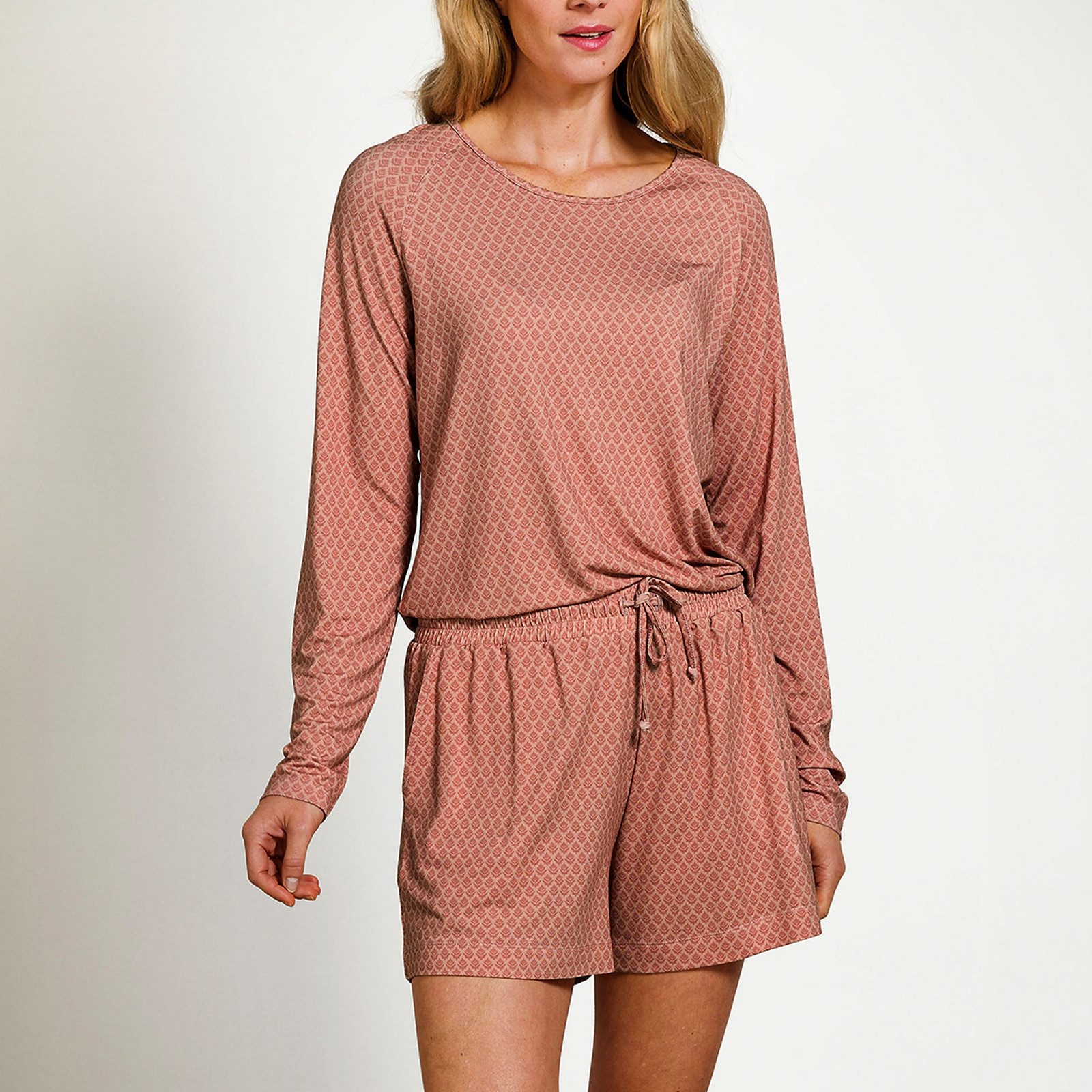 PiP Studio Langarmshirt Tina Long Sleeve Top Thousands Leaves mit kleinem Logo auf der Rückseite