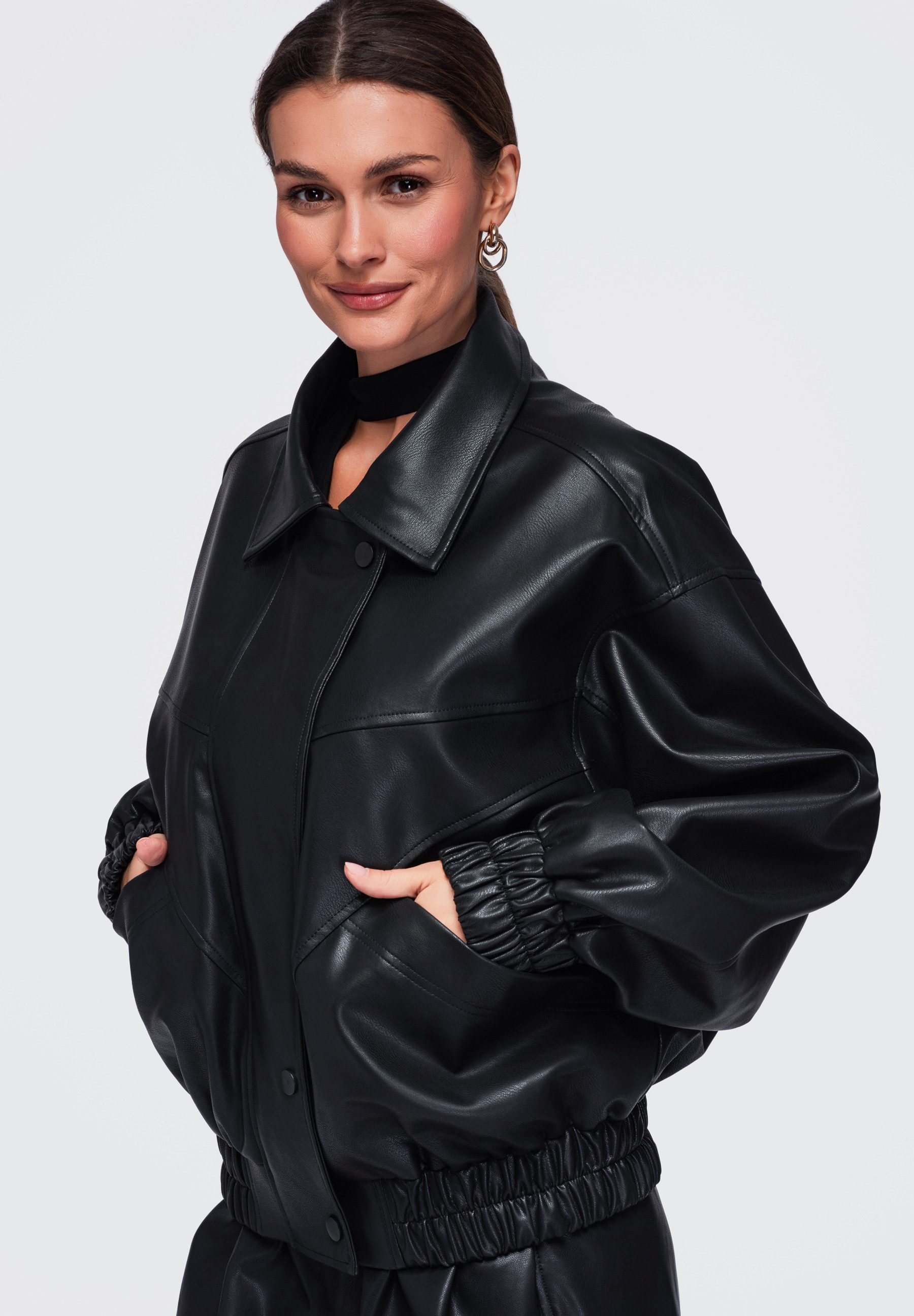 OMBRE Lederimitatjacke Damen Lederimitatjacke mit elastischem Abschluss Schwarz ONESIZE (kein Set, 1-St) in Unifarbe