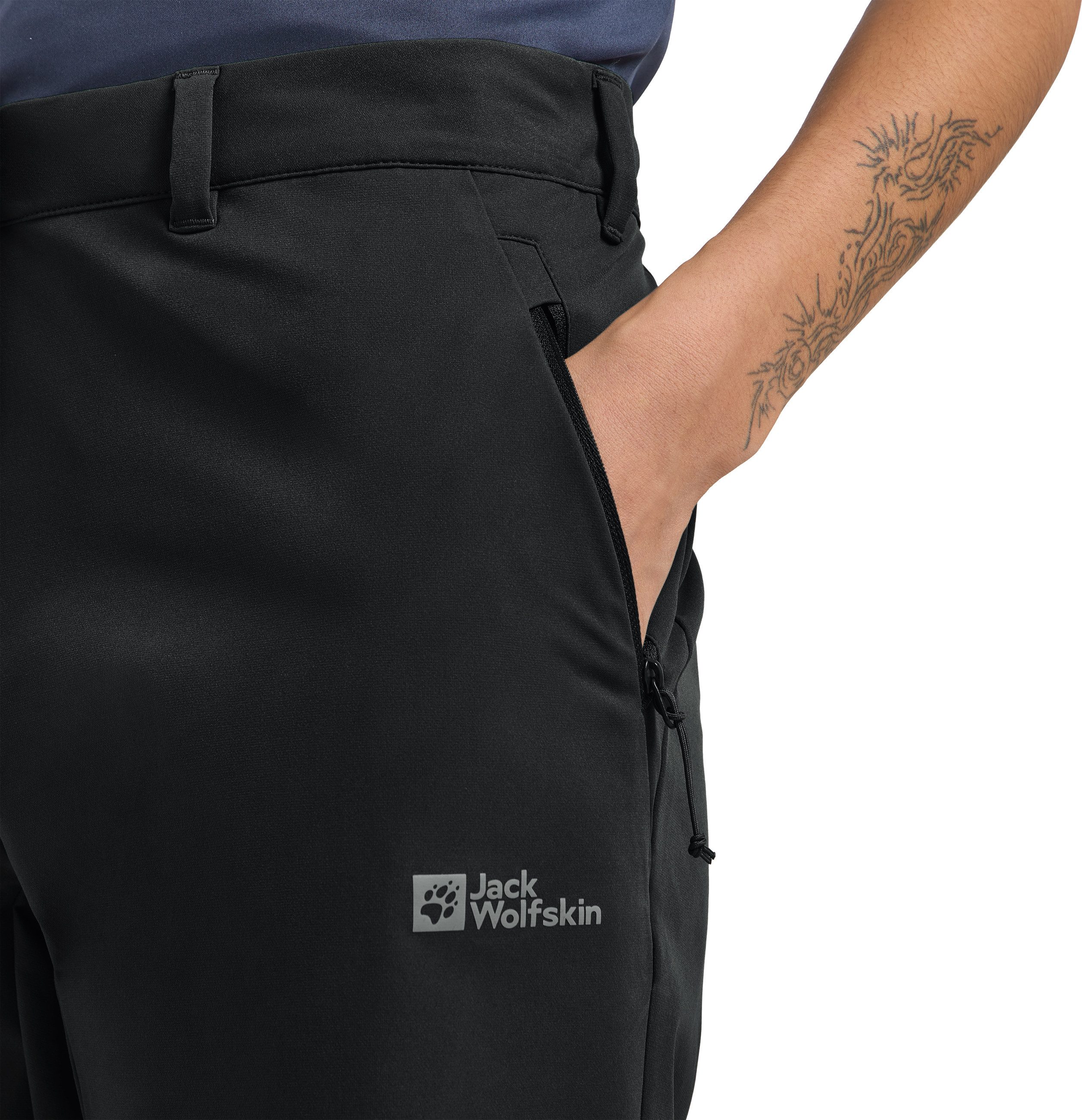 Jack Wolfskin Shorts PICO TRAIL SHORTS W mit zwei Hüfttaschen, winddicht, atmungsaktiv, längerer Bermudaschnitt