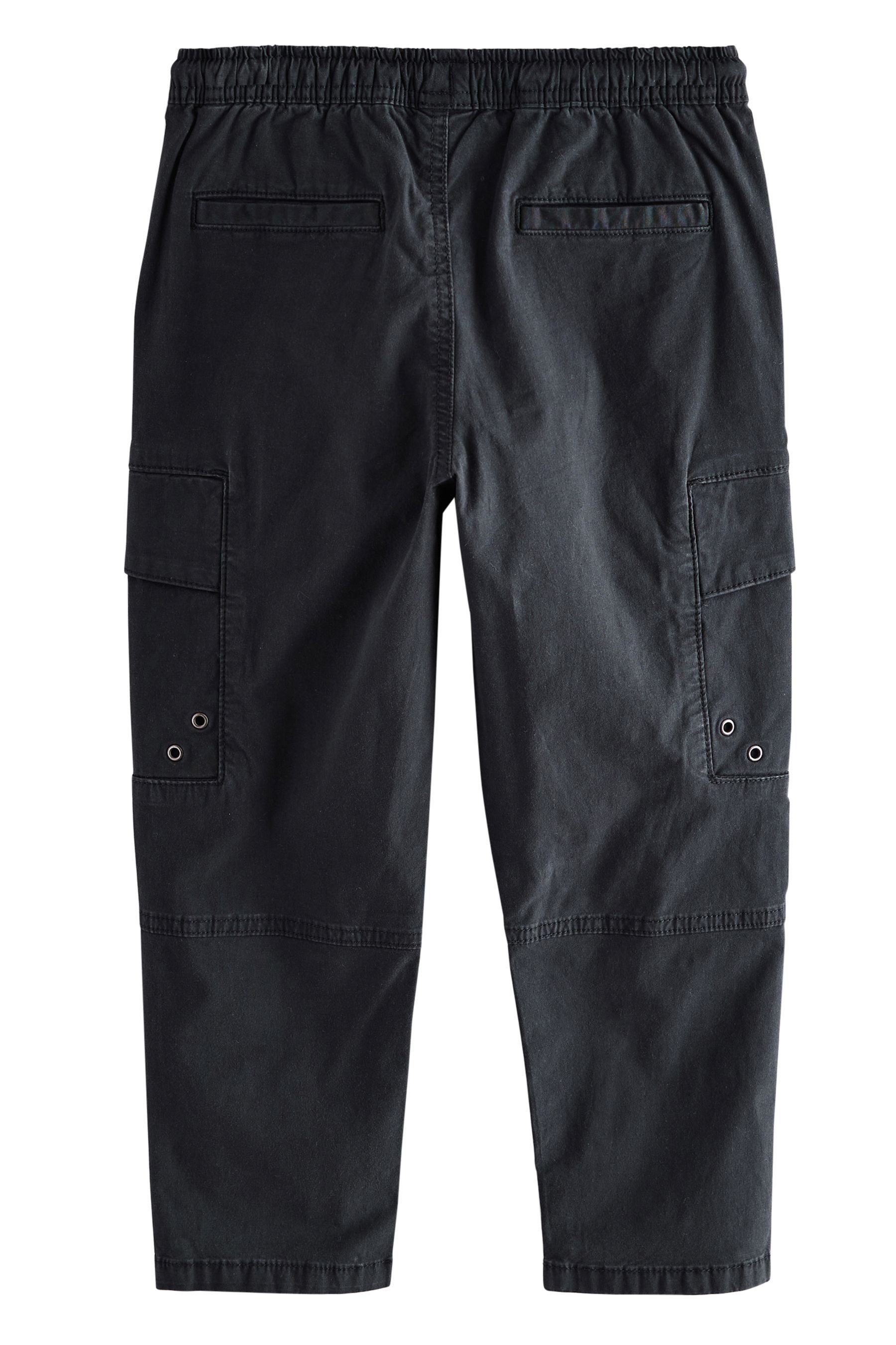 Next Cargohose Cargohose mit schmal zulaufendem Bein (1-tlg)