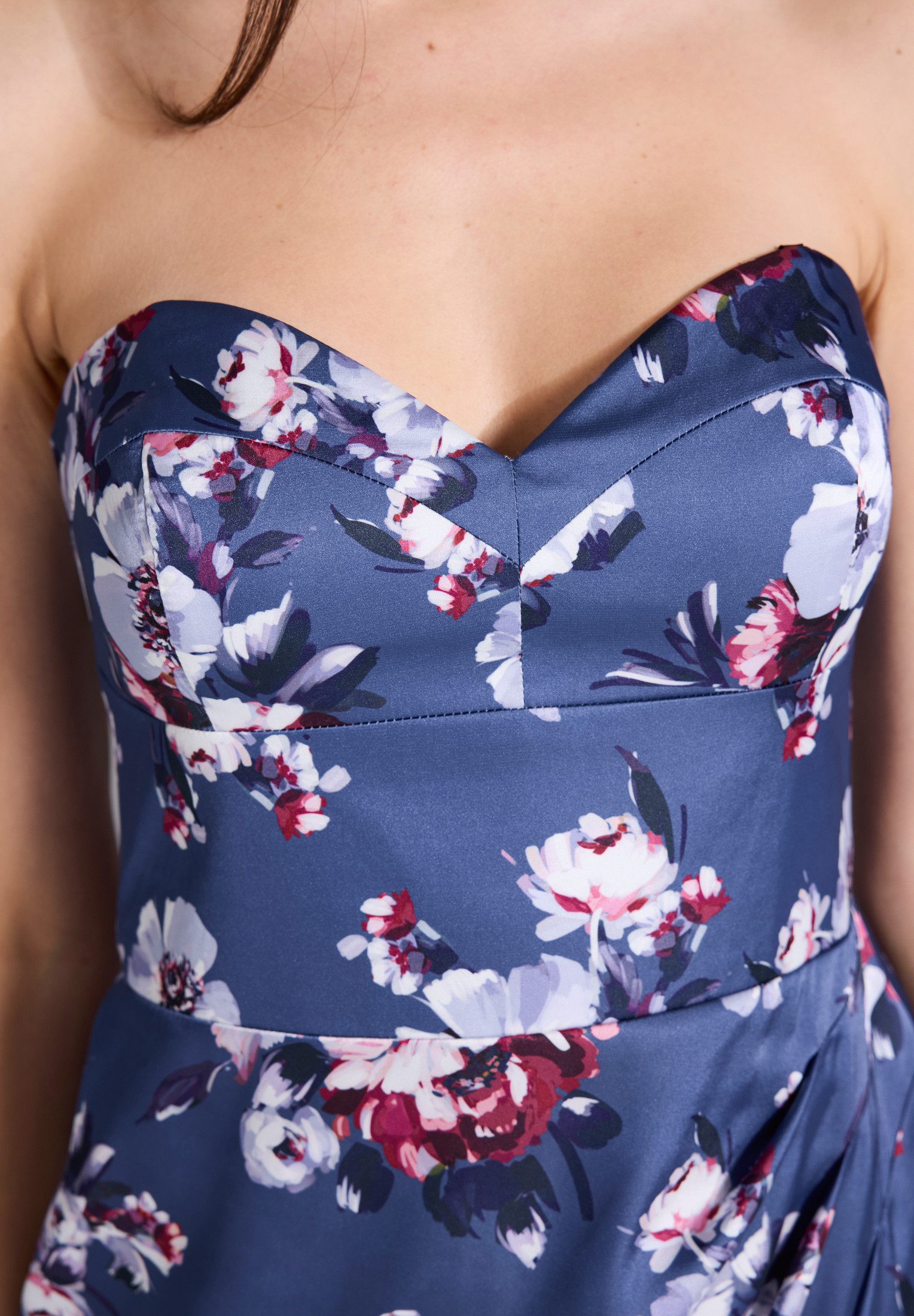 SWING Abendkleid Figurbetonte Passform