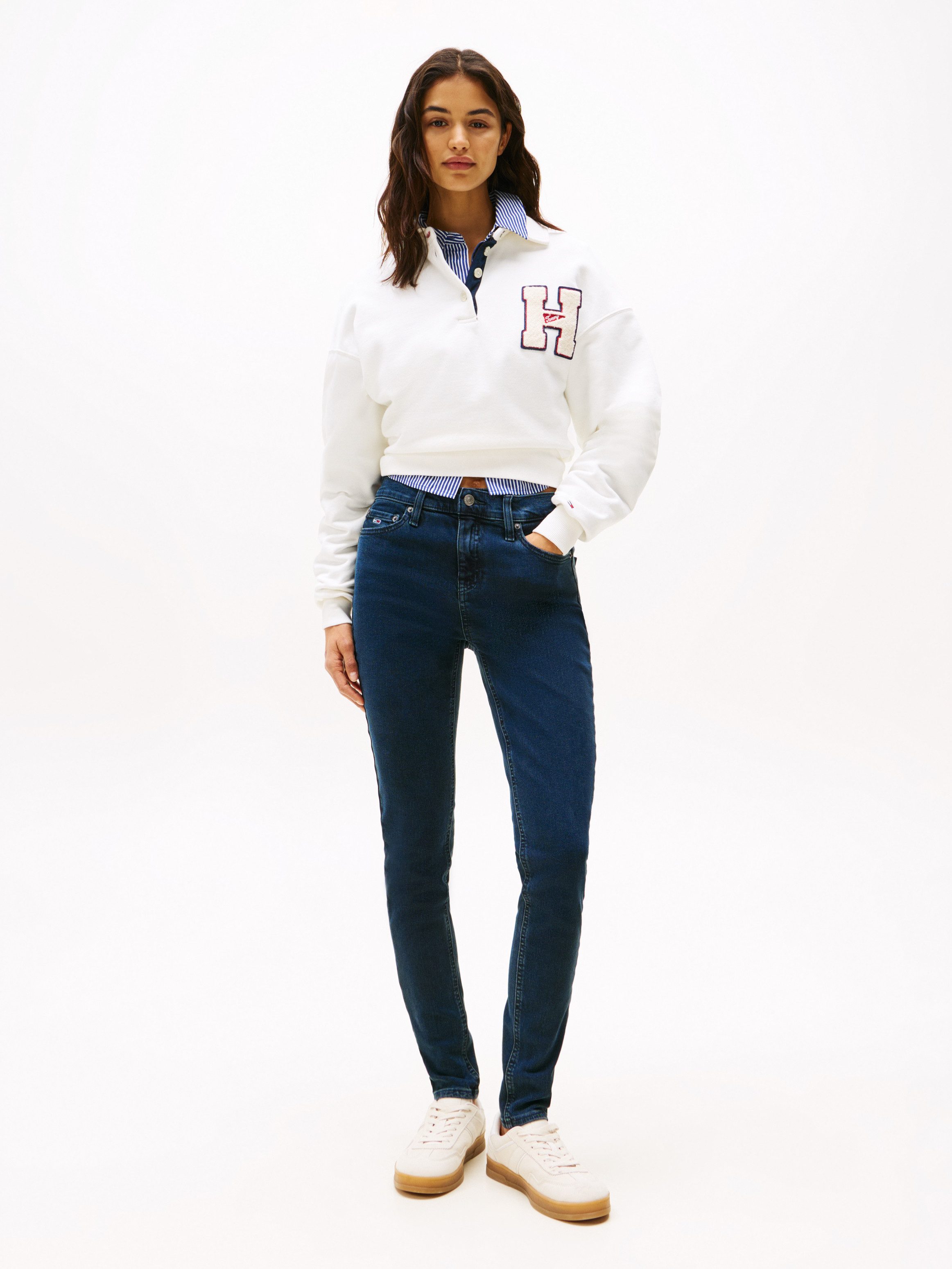 Tommy Jeans Skinny-fit-Jeans NORA MR SKNY AH1280 mit Logo-Badge, Mid Rise