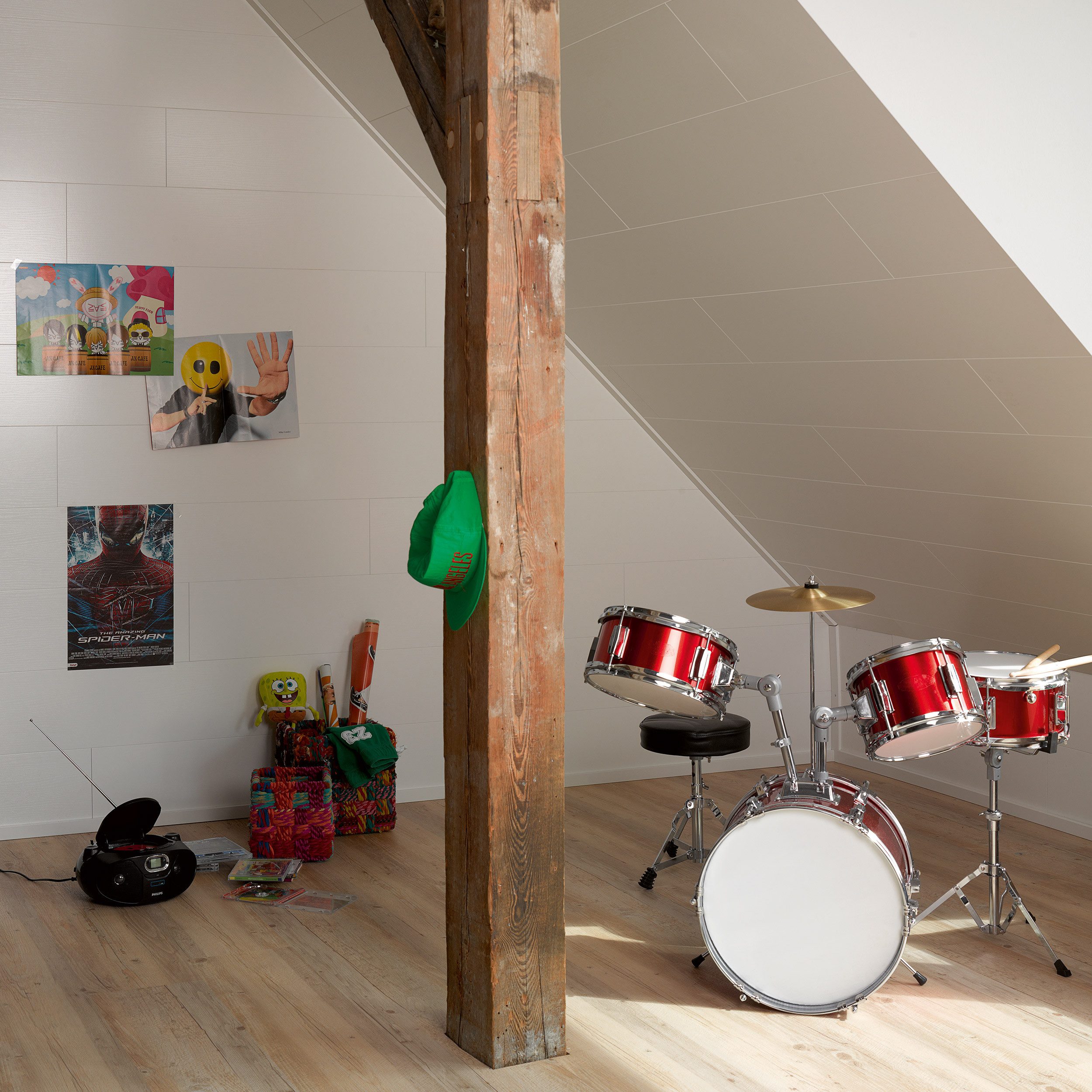 PARADOR Dekorpaneele RapidoClick Esche weiß glänzend geplankt, BxL: 22,30x257,90 cm, 0,57 qm, (Garantie privat 15 Jahre, 4-tlg., Lichtecht) Designfuge für exklusiver Optik