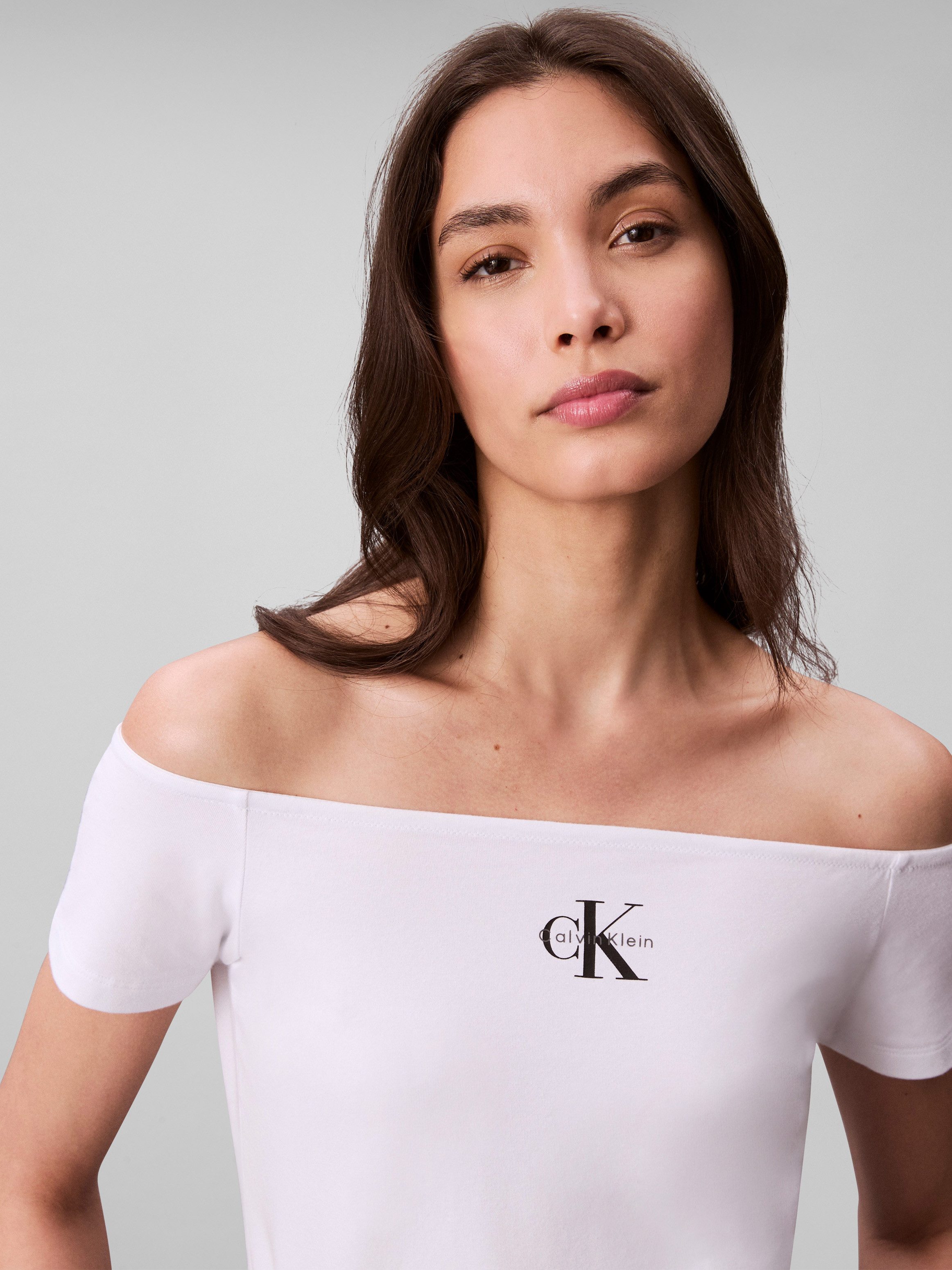 Calvin Klein Jeans Blusentop MNGRM OFF SHLDR STRT Mit tiefem Rundhalsausschnitt