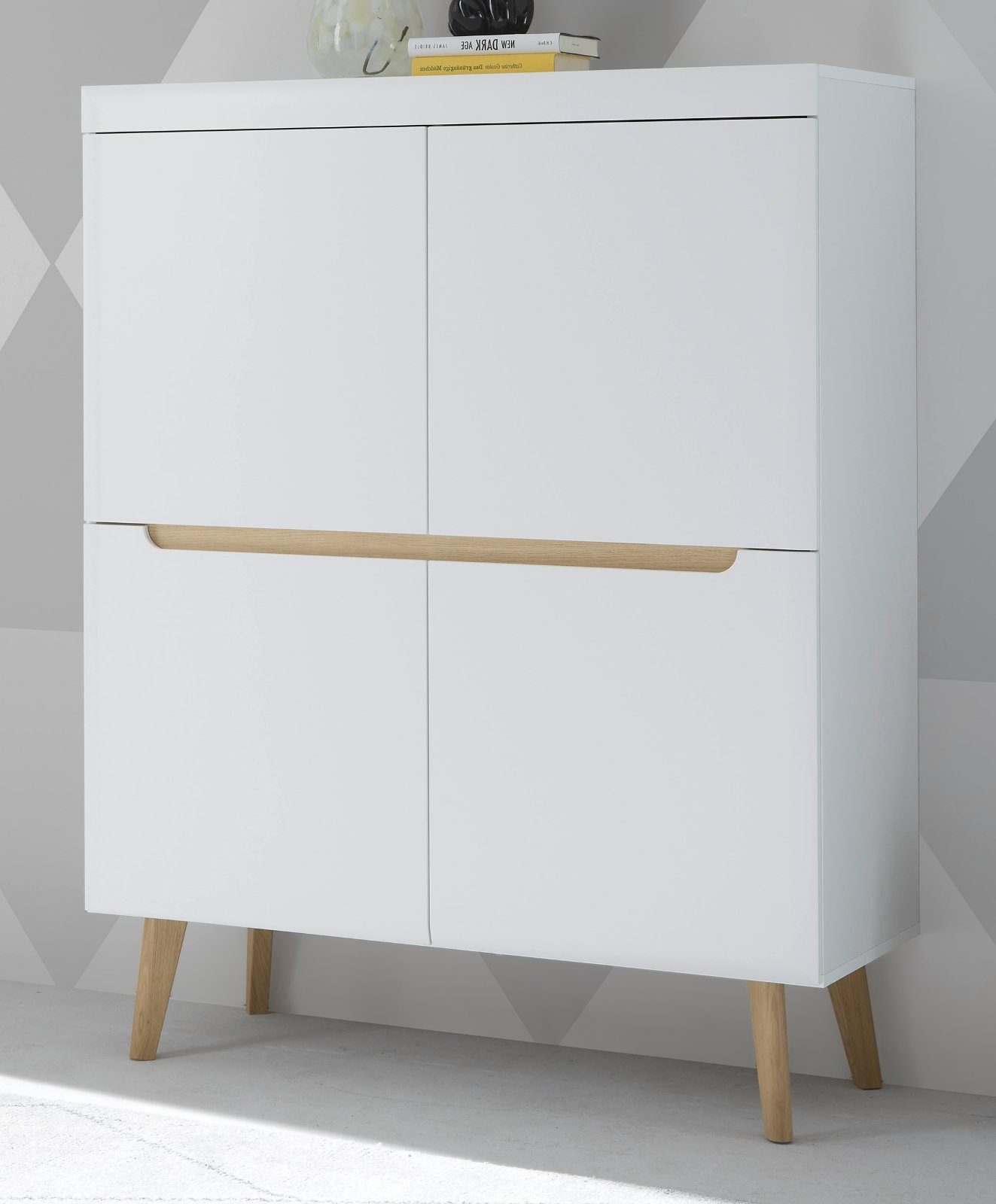 Furn.Design Highboard Isgard (Schrank in weiß matt mit Scandi Eiche, 107 x 134 cm), mit Soft-Close-Funktion