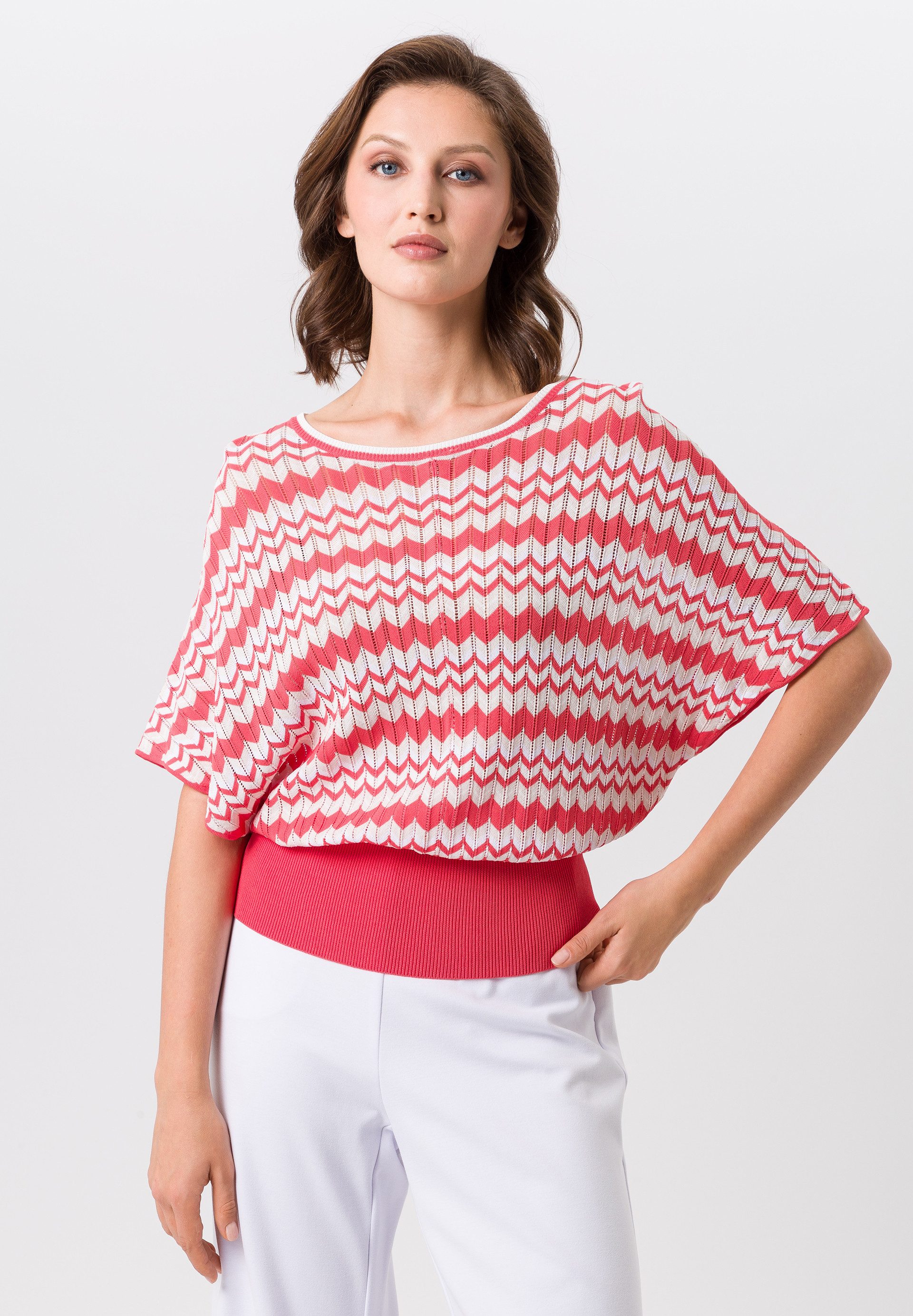 Kurzarmshirt mit Strukturmuster