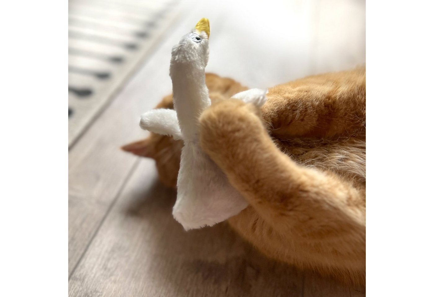 Thumbnail - Aumüller Tierkuscheltier Katzenspielzeug mit Baldrian, Gilbert Gans
