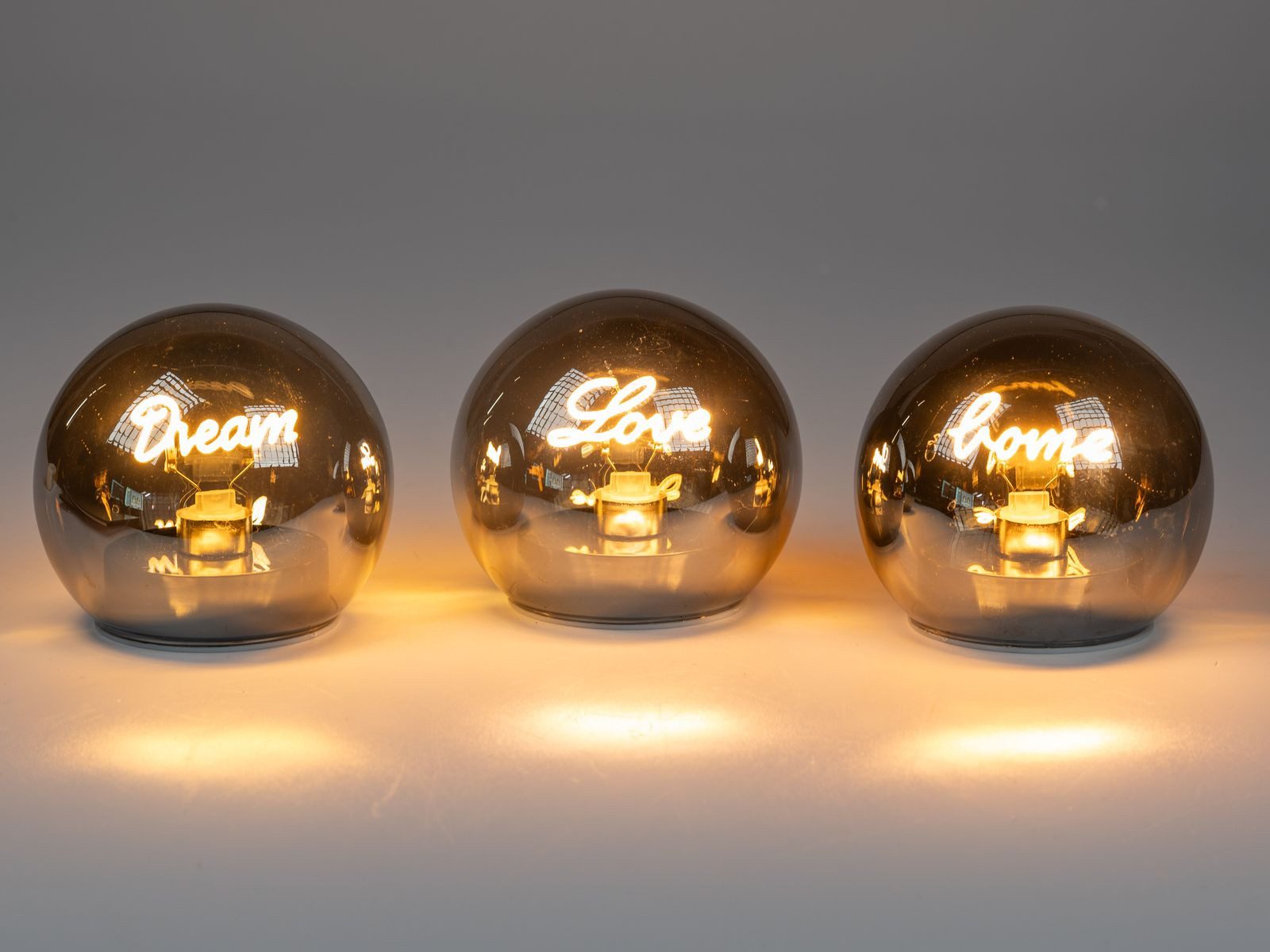 formano LED Dekolicht Deko Set 3er Leuchtkugeln mit Schriftzug Dream + Love + Home 12 cm, LED fest integriert