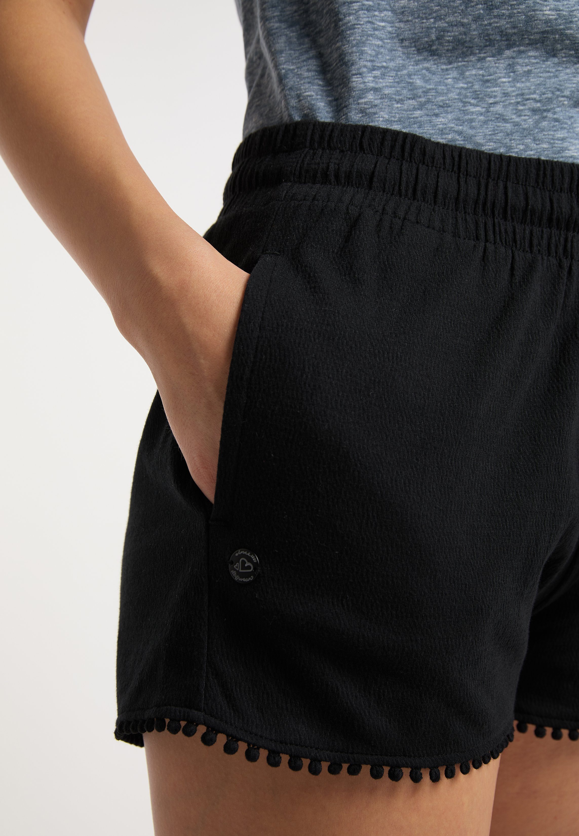 Shorts Vegane Ragwear Mode & ANIKO BLACK Nachhaltige