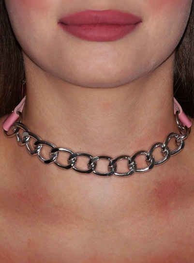 Metamorph Kostüm Halsband Pink Neck, Elastischer Halsschmuck für den Kinky- und Fetish-Look