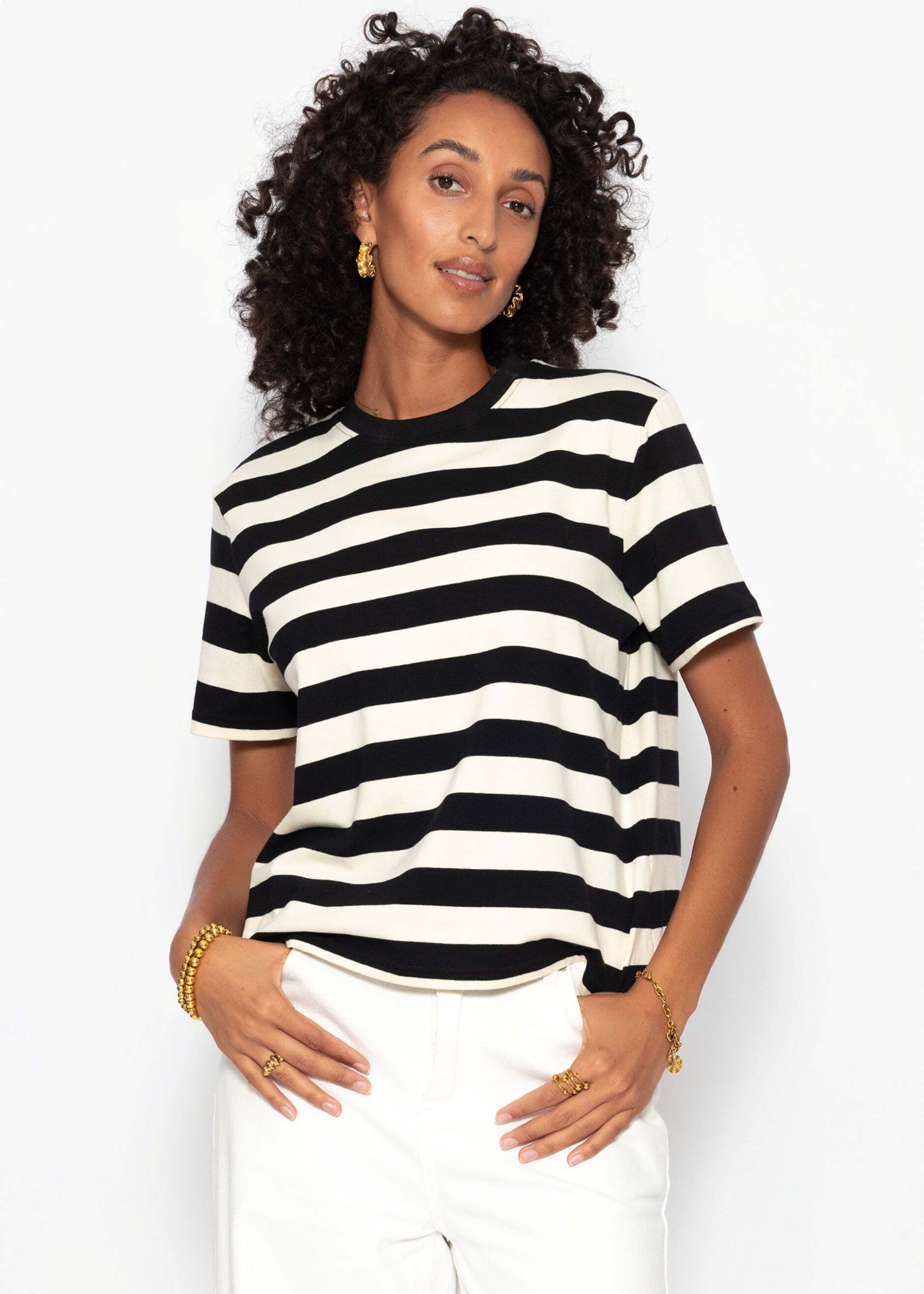 SASSYCLASSY T-Shirt Shirt mit Blockstreifen für Damen Oversize T-Shirt mit Rundhalsausschnitt und kurzen Ärmeln