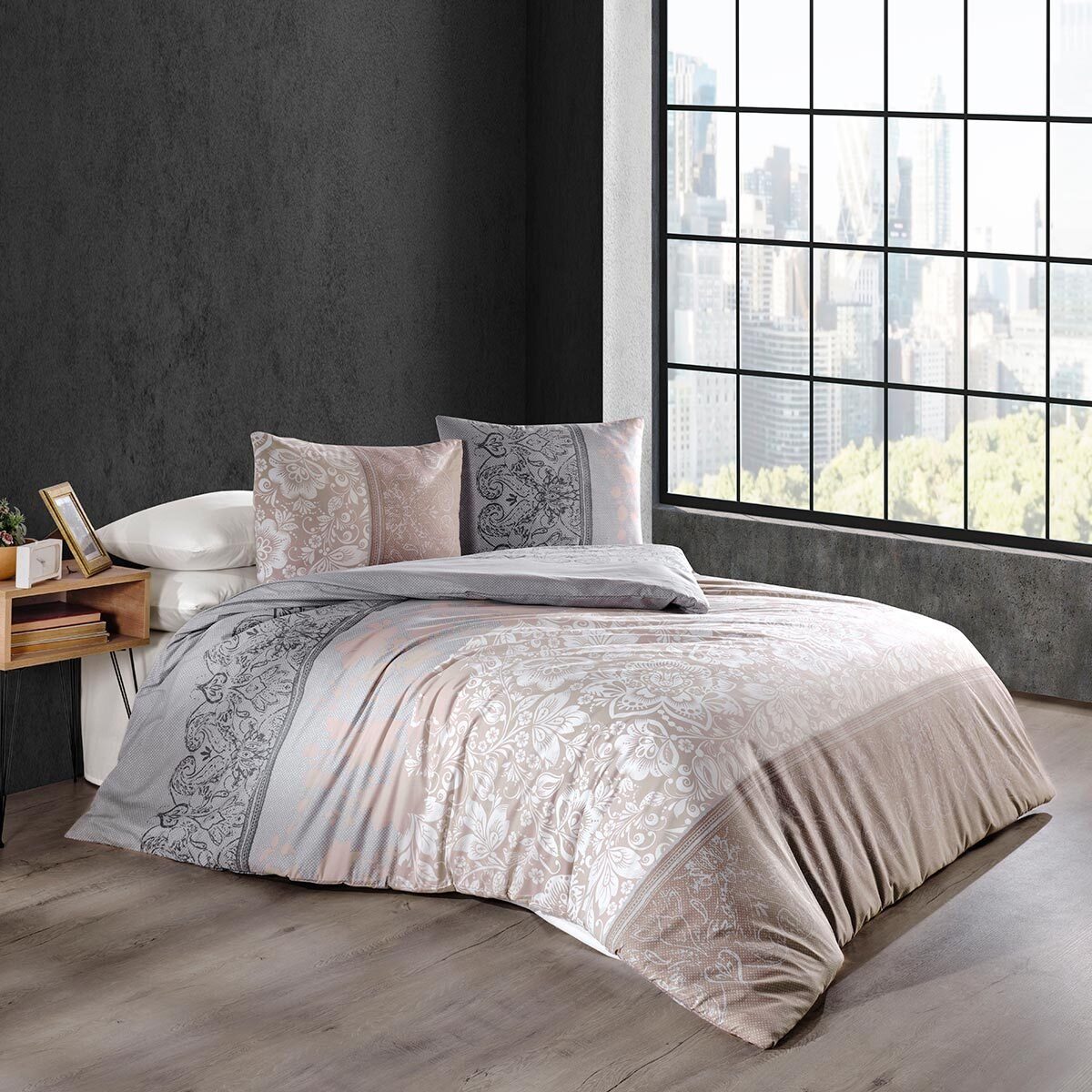 TRAUMSCHLAF Bettwäsche Calina, Renforce, 2 teilig, Florales Design günstig online kaufen