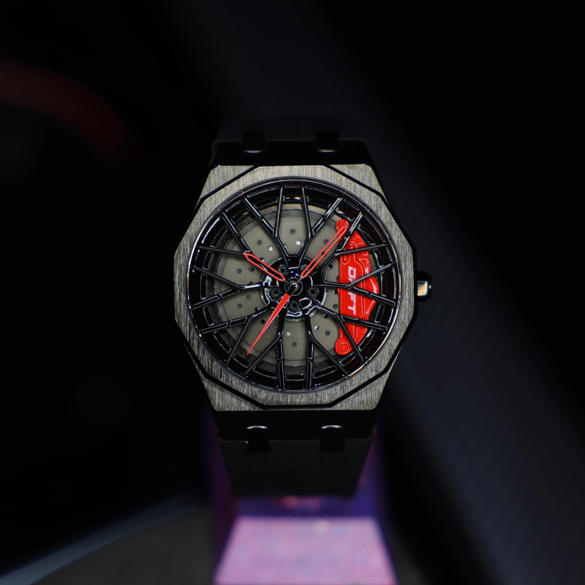 DRIFTELEMENT Quarzuhr DODECADON FELGENUHR, Dreidimensionales Felgendesign - Sportwagen Felgen Armbanduhr