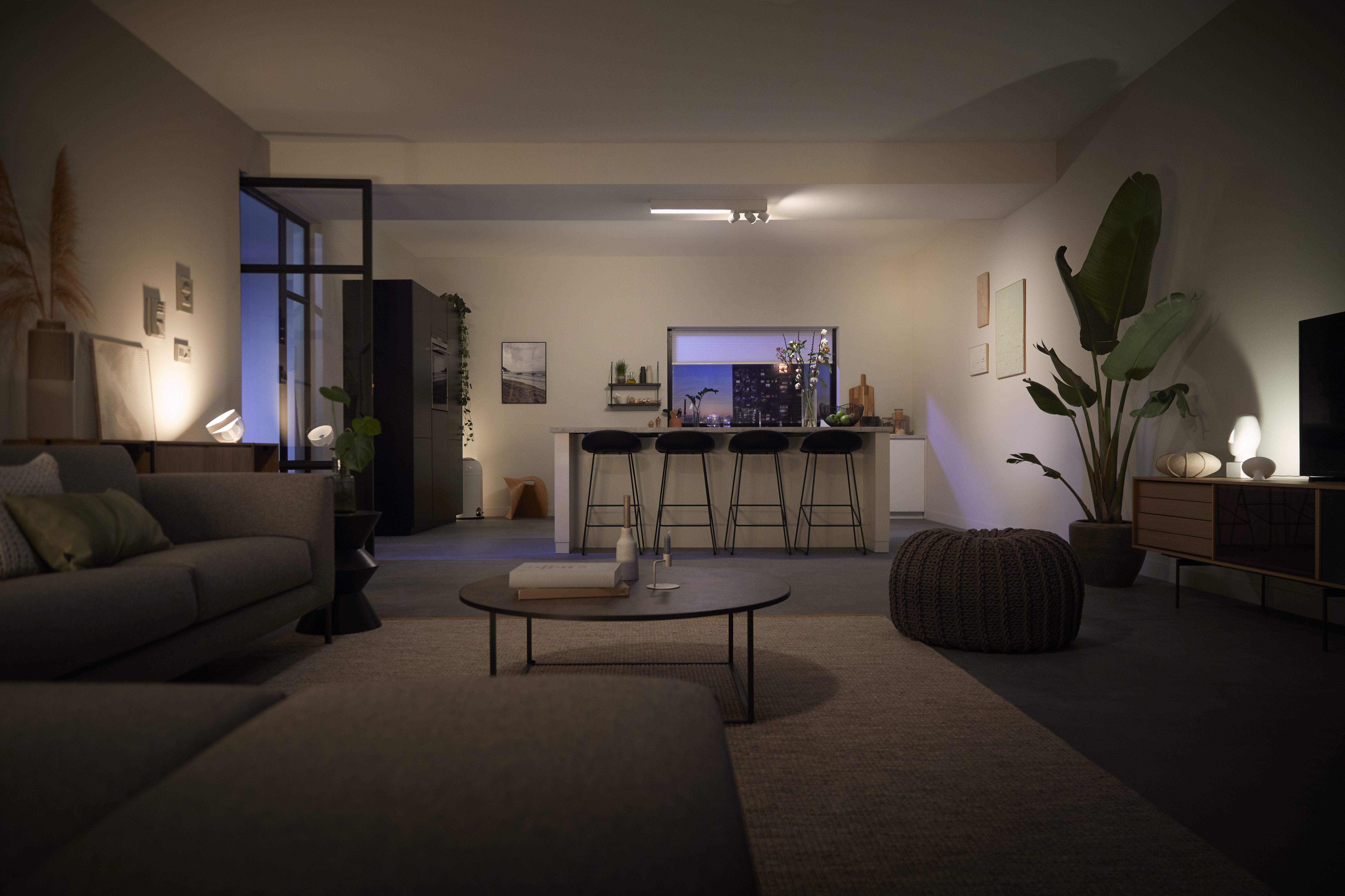 Philips Hue Smarte LED-Leuchte White & Color Ambiance Centris 3er Spot schwarz, Abschaltautomatik, Bluetooth, CCT - über Fernbedienung, Dimmfunktion, Farbsteuerung, Farbwechsel, Leuchtdauer einstellbar, Memoryfunktion, Nachtlichtfunktion, RGB, Smart Home, Timerfunktion, dimmbar über Fernbedienung, erweiterbar, mehrere Helligkeitsstufen, LED wechselbar, RGB, Sprachassistenten
