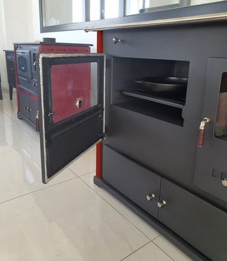 Prometey Kaminofen EEK A+ Kaminofen mit Backfach und Herdplatte Pracktik Lux Rot LINKS, 9,50 kW, Zeitbrand, Küchenofen mit Backofen, Küchenherd mit Backfach