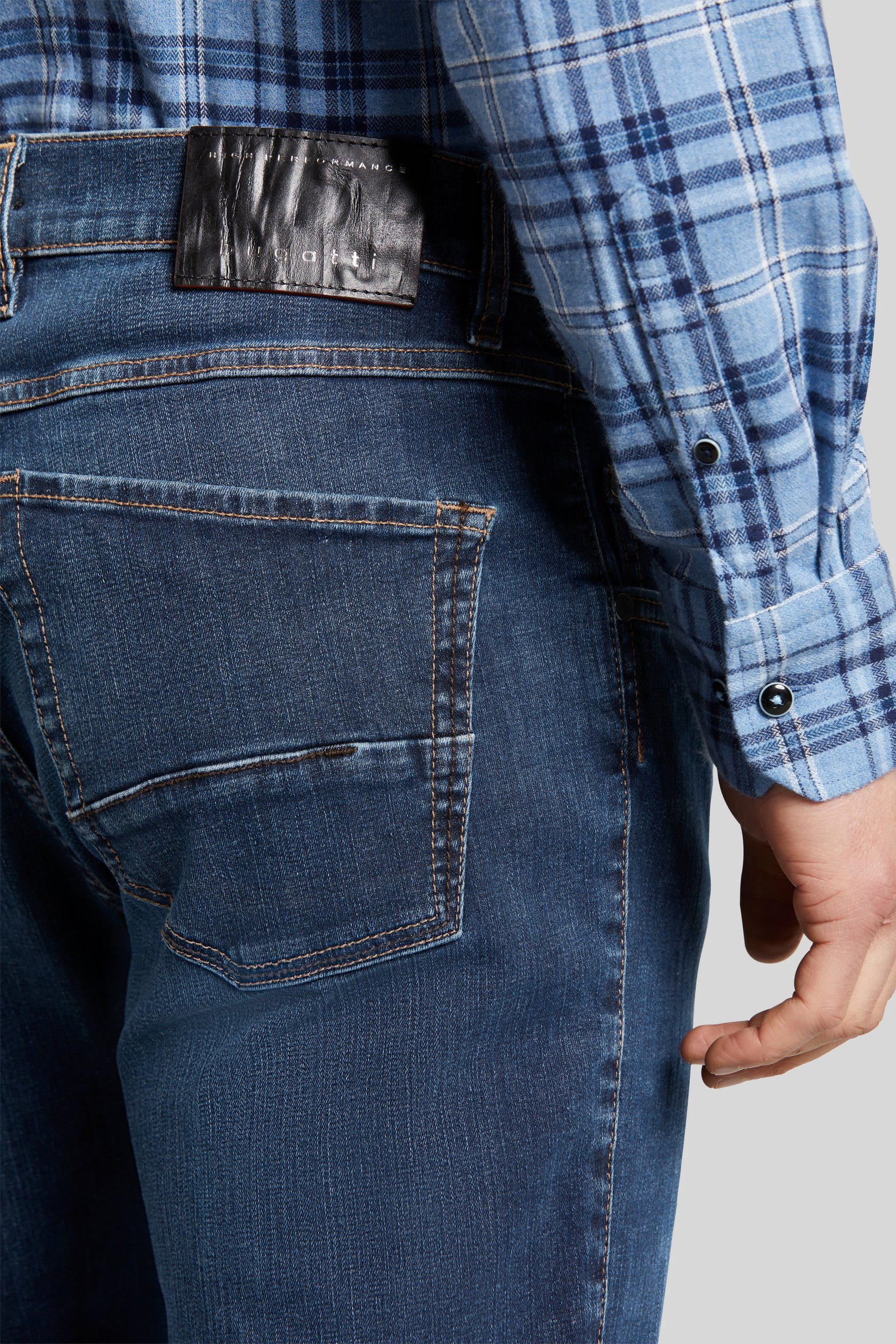 mit 5-Pocket-Jeans Tragekomfort hohem bugatti blau Denim Flexcity
