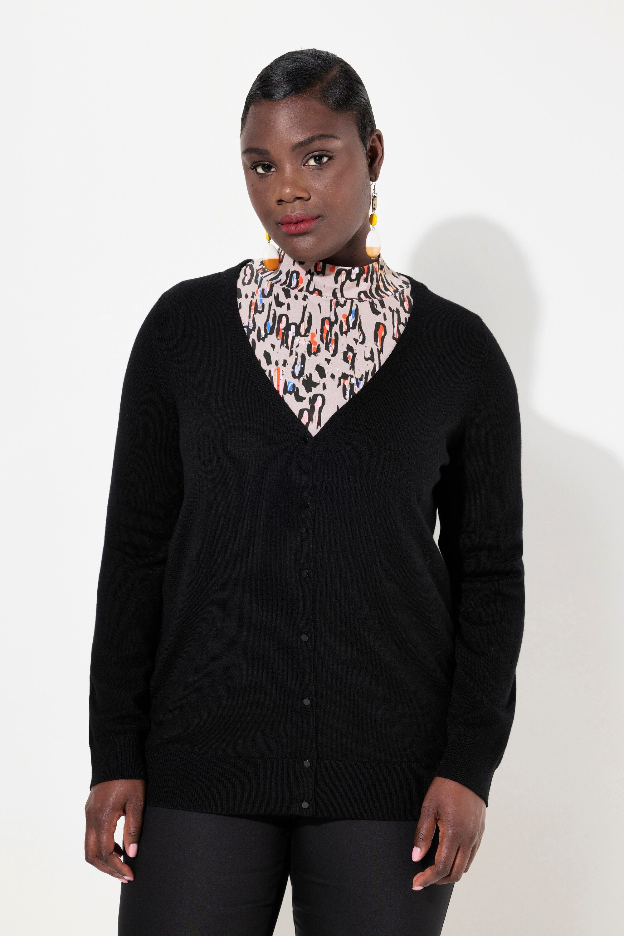 Ulla Popken Strickjacke Strickjacke edle Merinowolle V-Ausschnitt