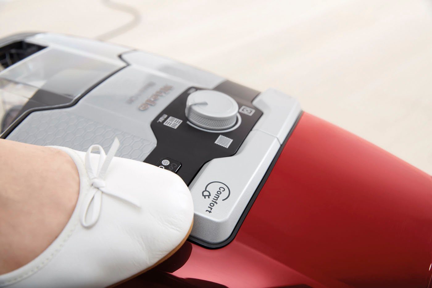 Miele Bodenstaubsauger Blizzard CX1 Cat & Dog, 890 W, beutellos